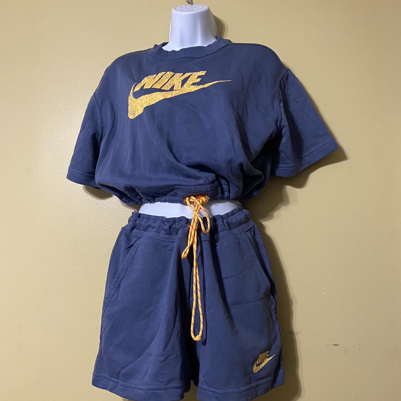 womens nike shorts and top set