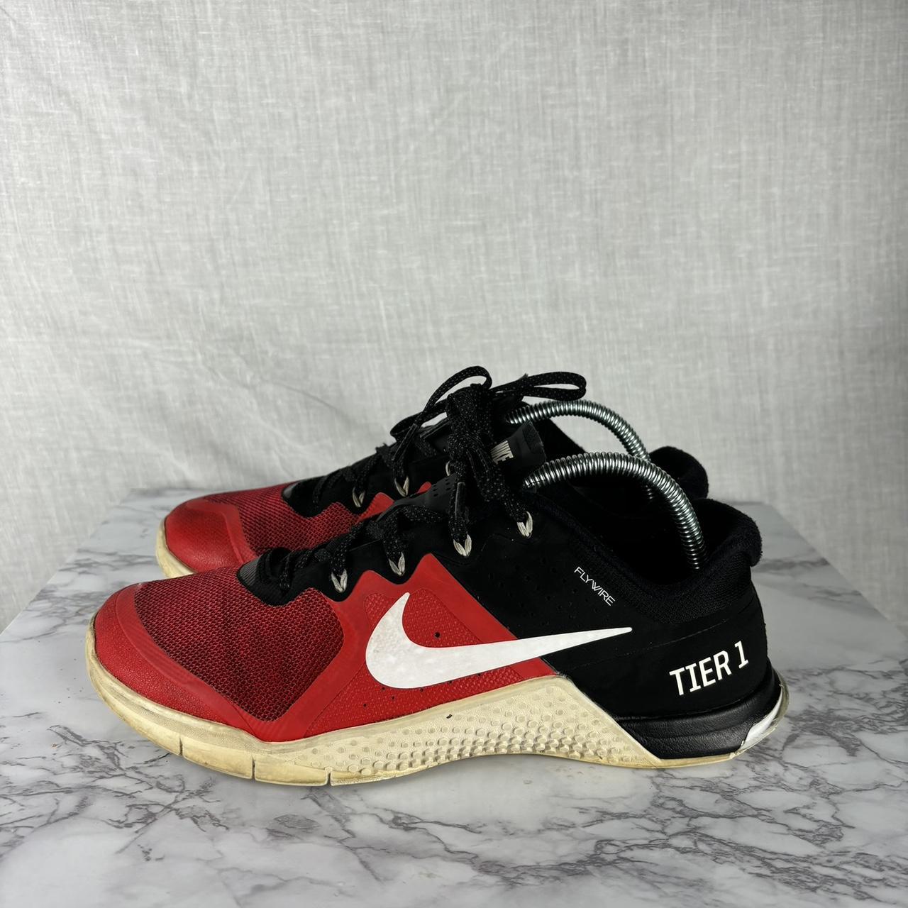 nike flywire red and black