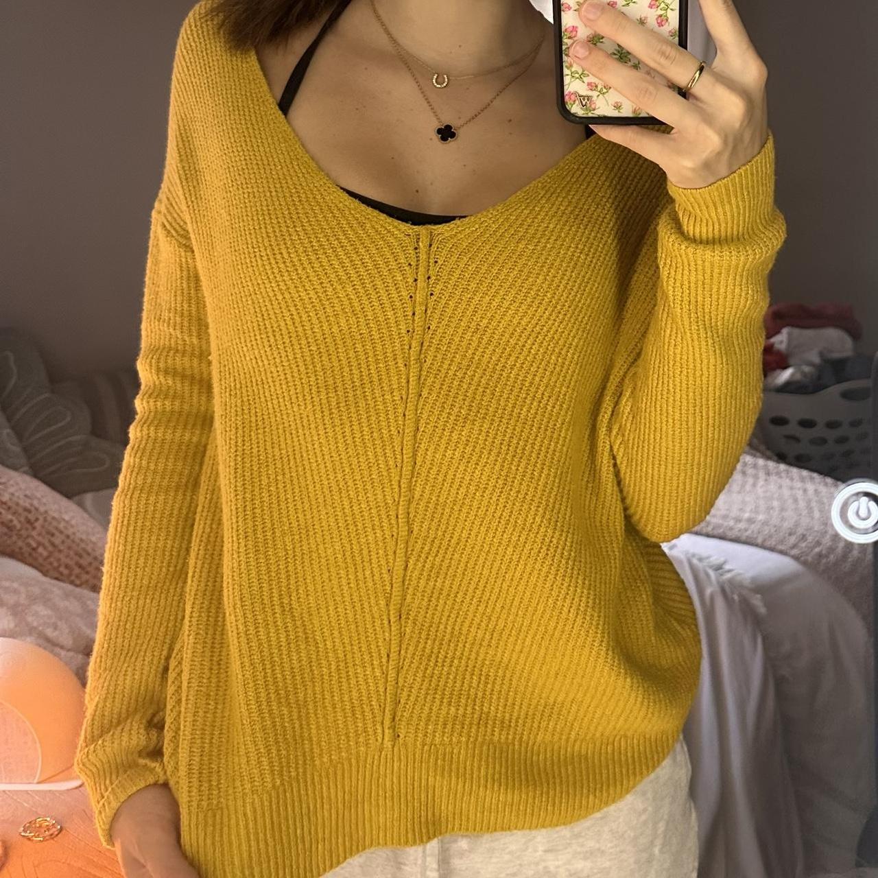 yellow lightweight sweater barely worn and has. Depop