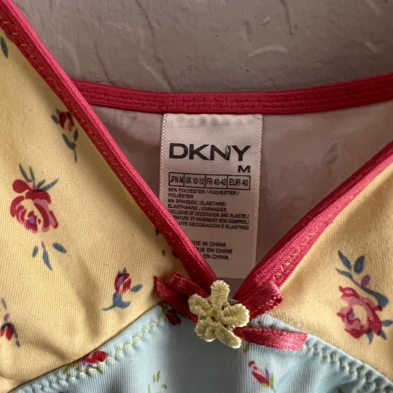 DKNY Women's Vest (2)