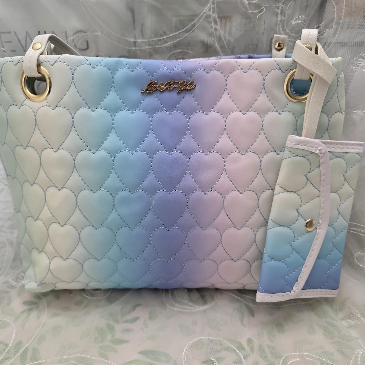 item listed by katstaxz