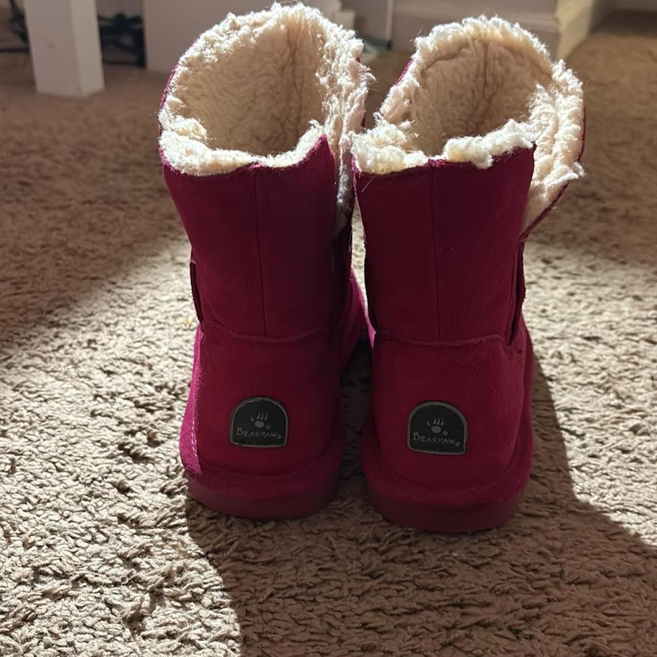 Burgundy Dark Pink Bearpaw boots with fur lining