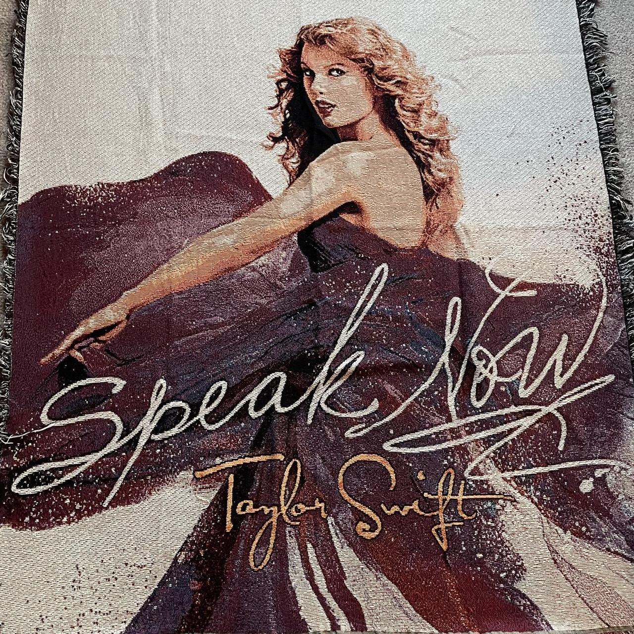 Taylor Swift purchases Speak Now Blanket