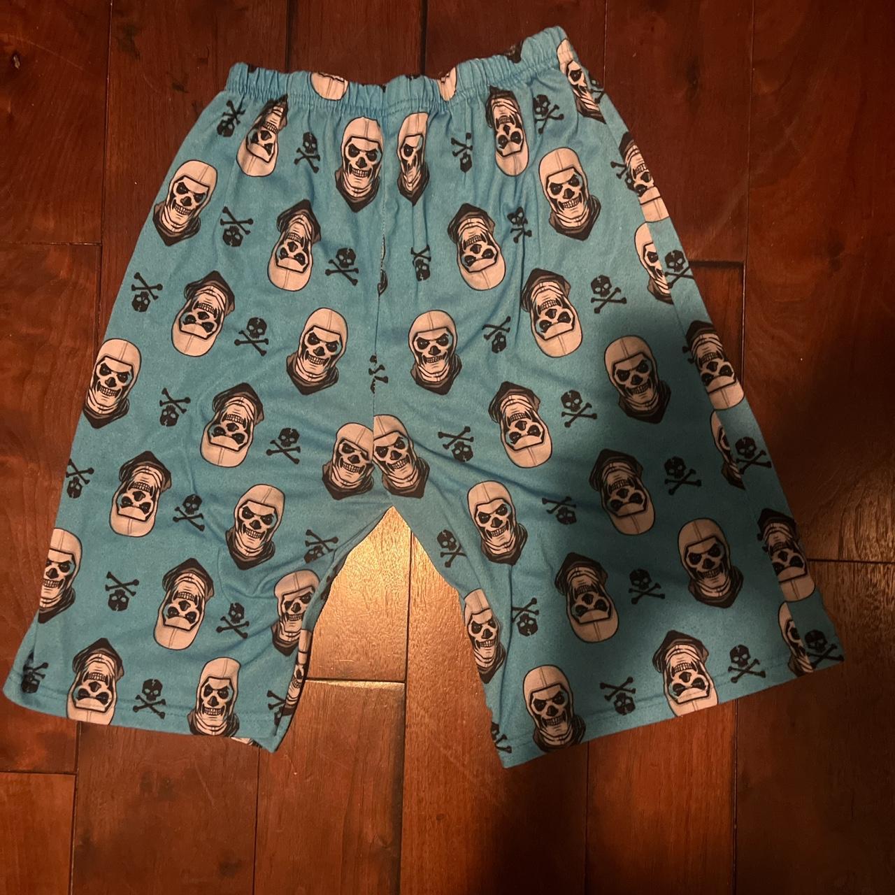 Fortnite skull trooper pjs Perfect condition