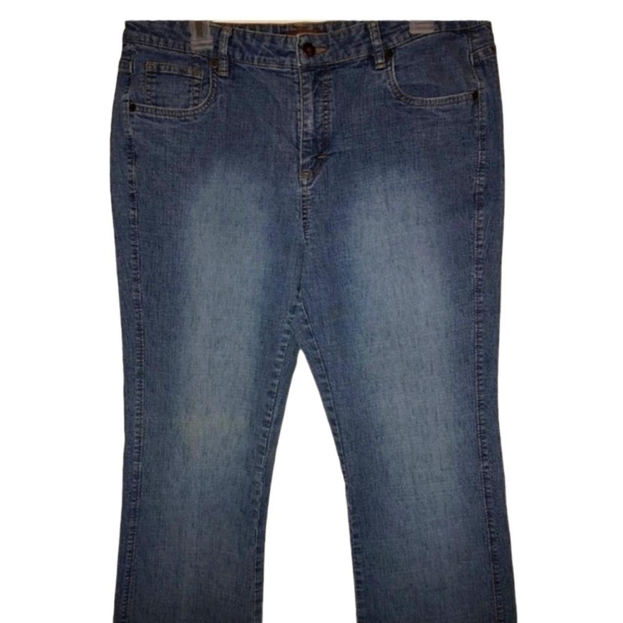 Lee one true fit blue jeans with a straight