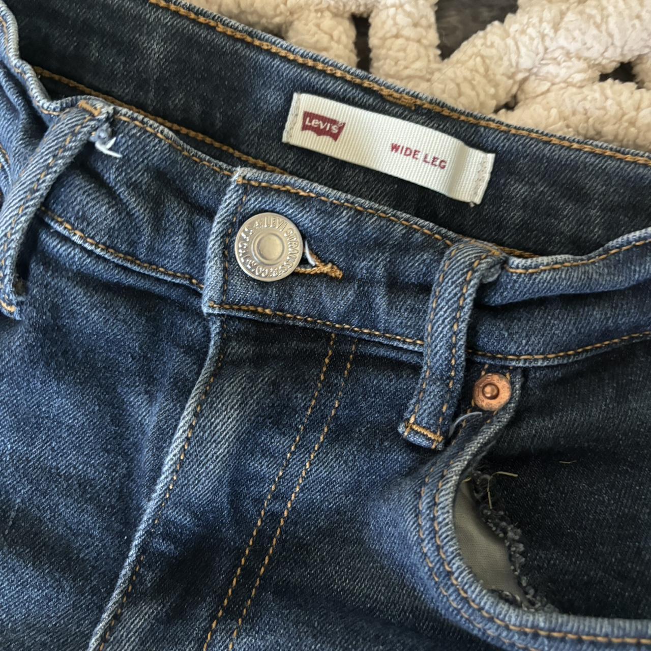 Levi jeans size Reg 16 I m guessing about size 4 6. Depop