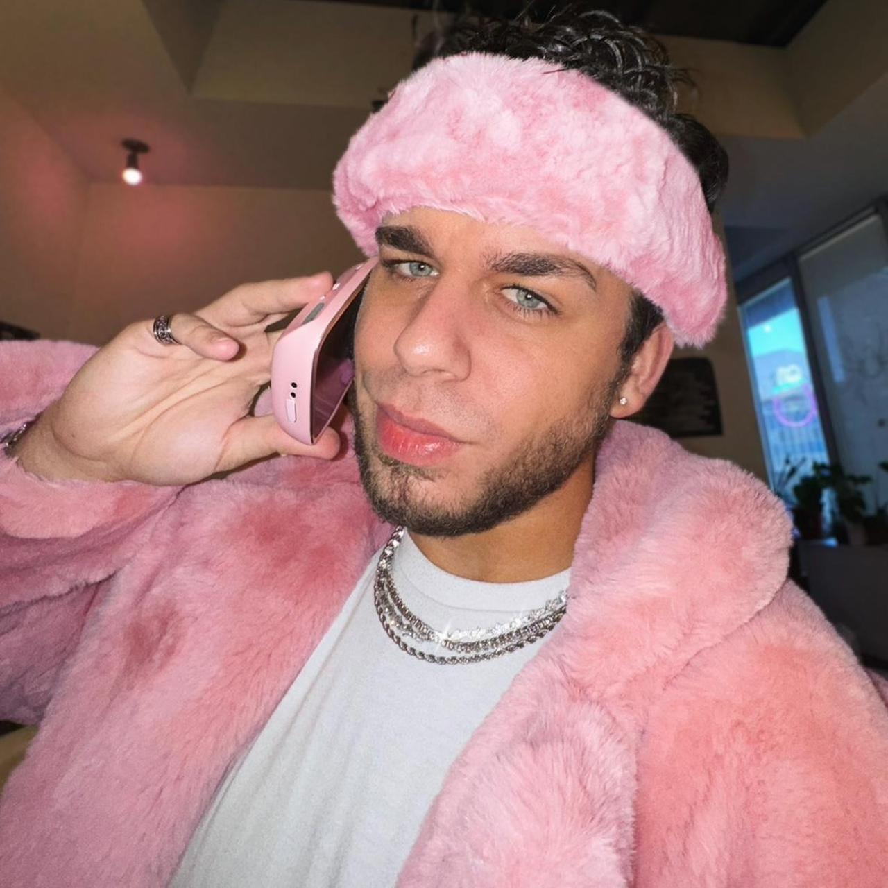 Pink furry coat for Camron Men’s Halloween costume