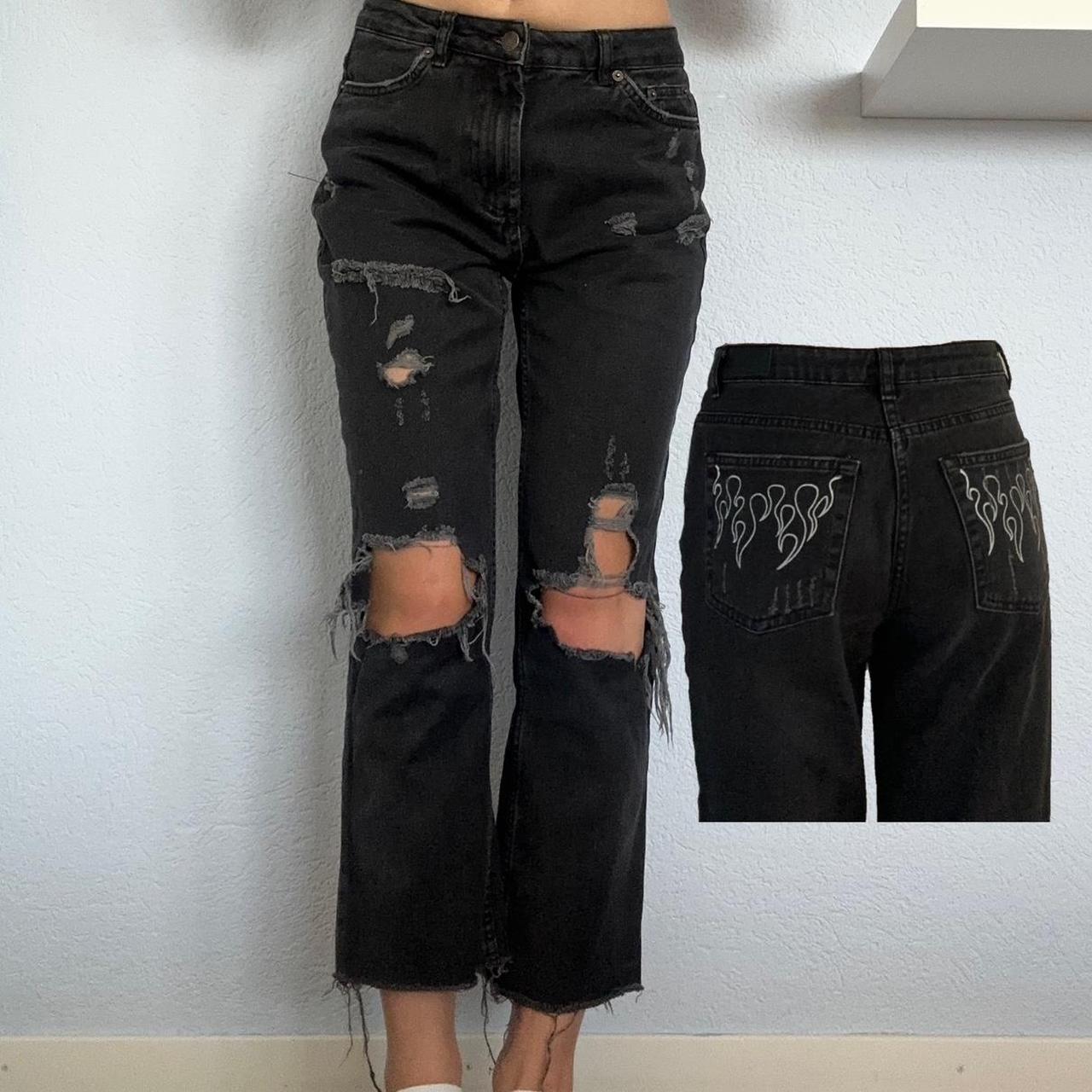 Black distressed boyfriend jeans hotsell