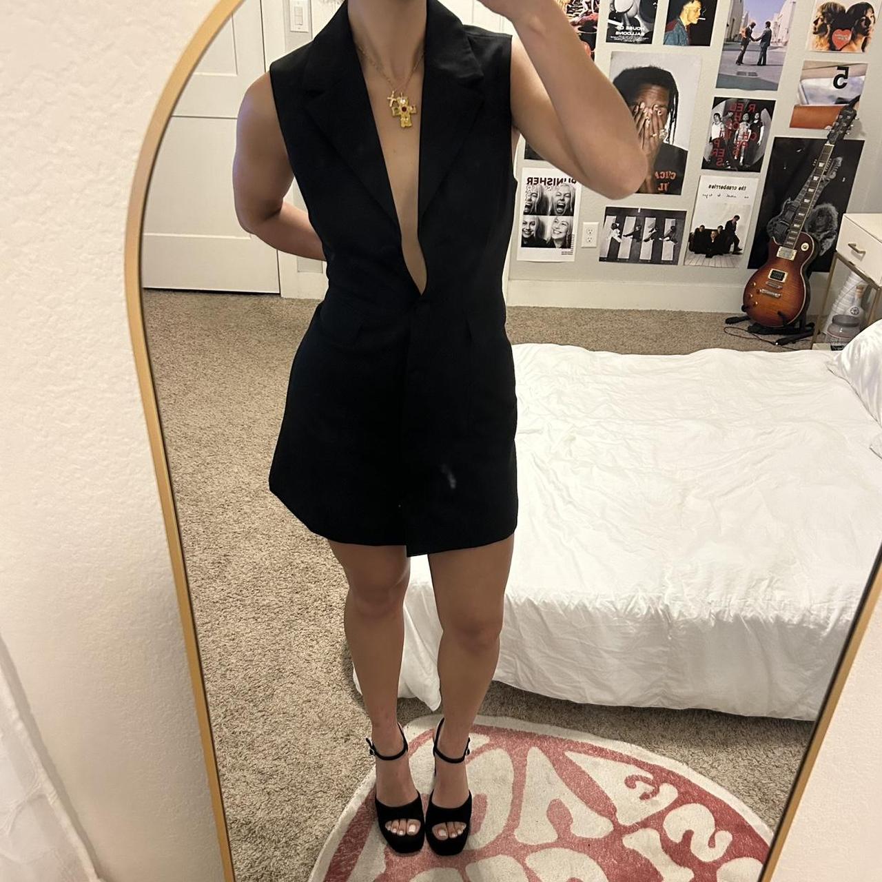 Reformation ブラック ミニ　ワンピース Black reformation-mini-dress - Depop