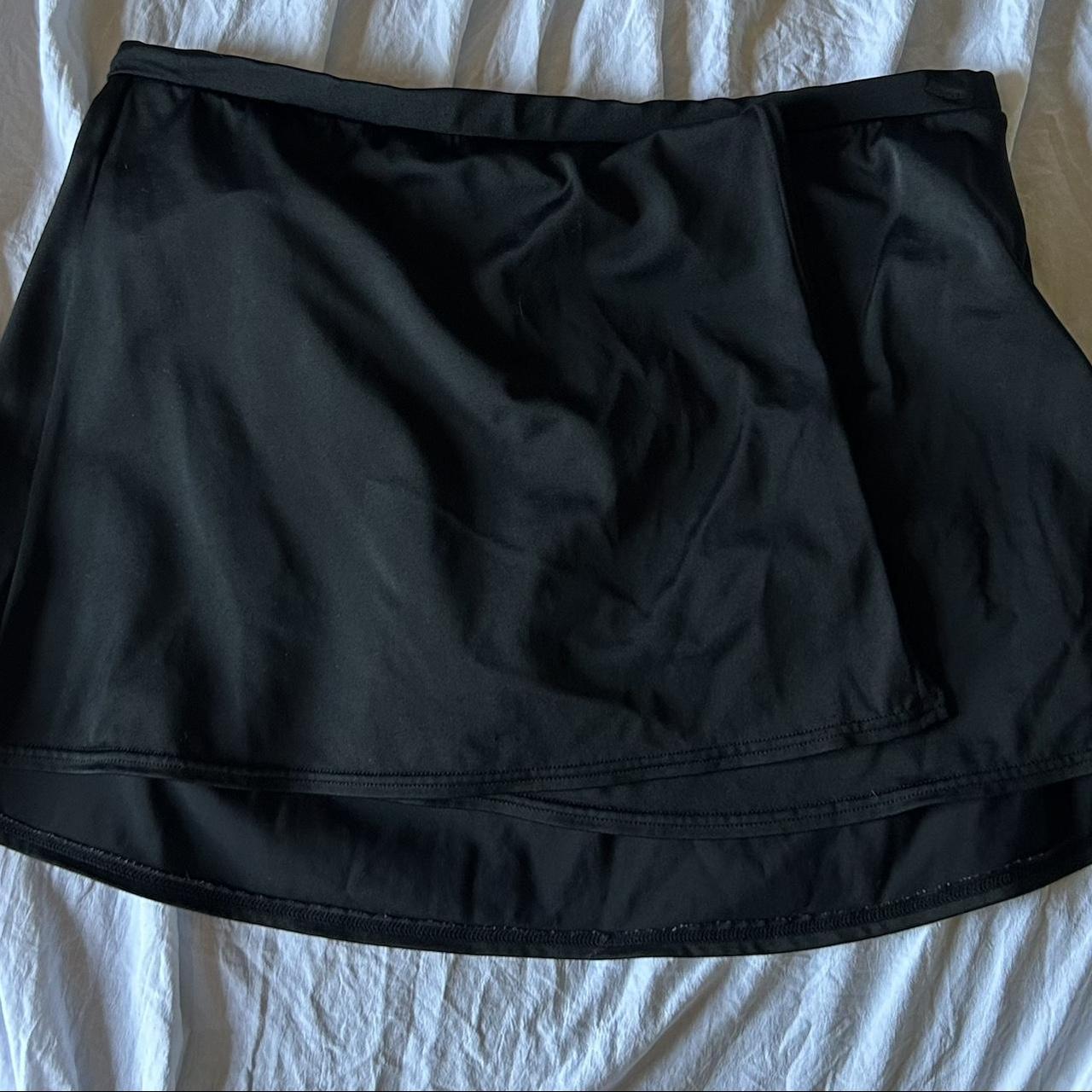 Croft & Barrow Women's Black Skirt | Depop