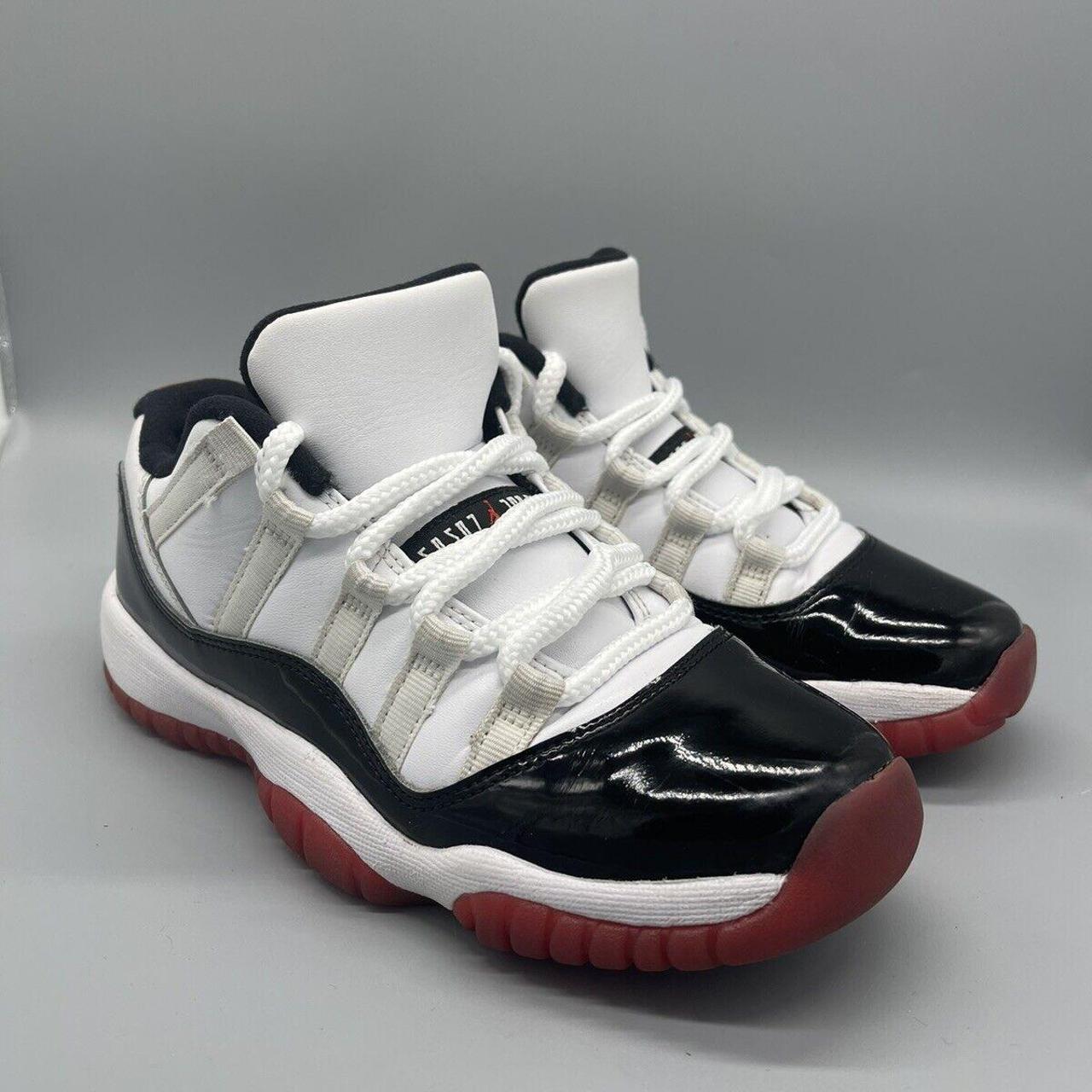 Air Jordan outlet 11 Retro Low GS Concord Bred