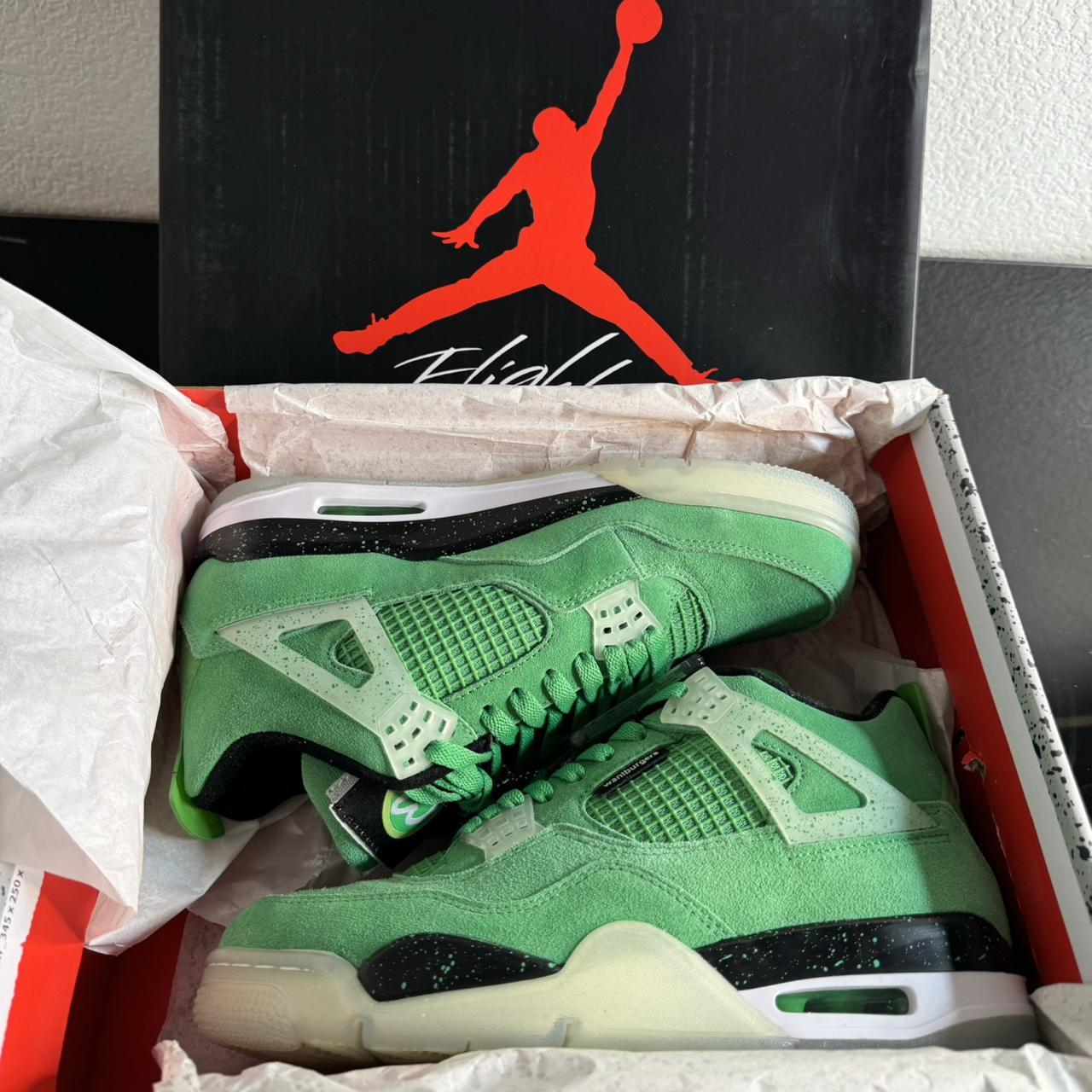 wahlburger 4s