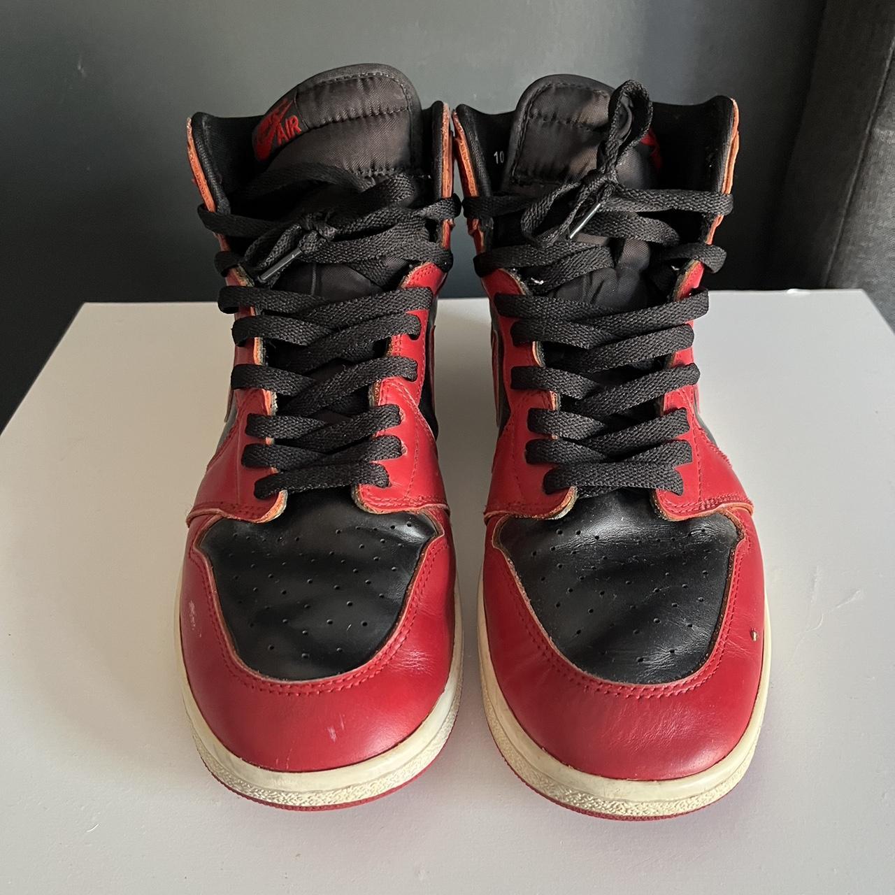 varsity red jordan 1 85
