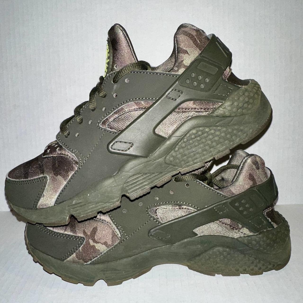 Nike Air Huarache Running Shoes Camo Green. Depop