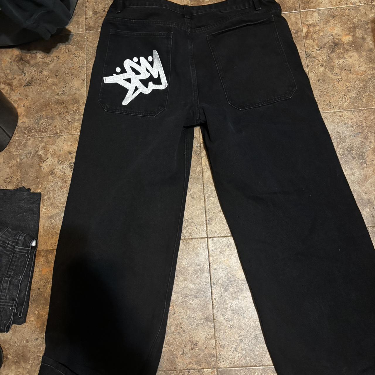 item listed by ubiteswag