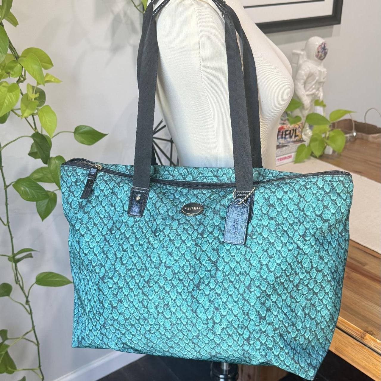 item listed by thriftydragons