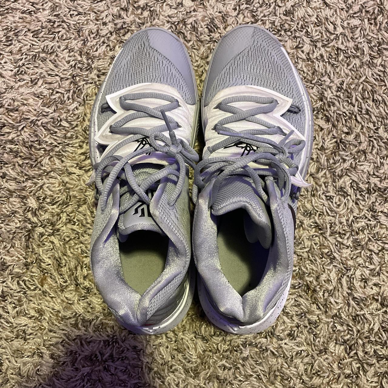 Nike Kyrie wolf grey basketball shoes Gets lots Depop