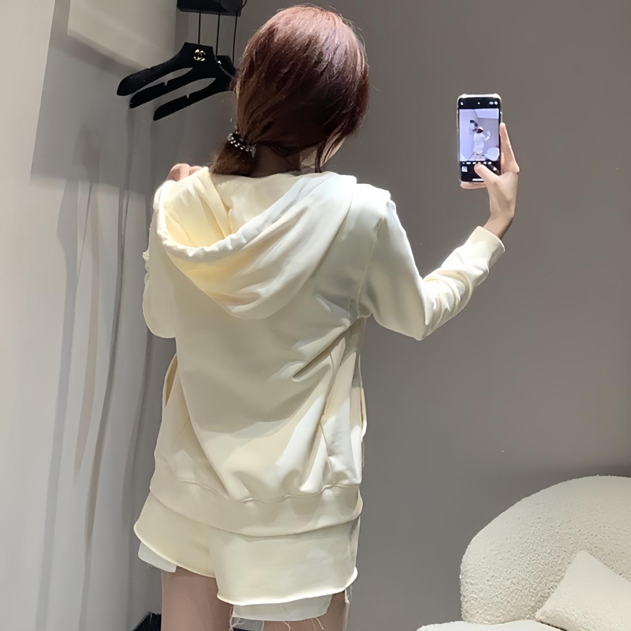 送料関税込★Miu Miu★コットンジップアップパーカー 楽天市場】【中古】MIUMIU エンブロイダリー コットンフリース