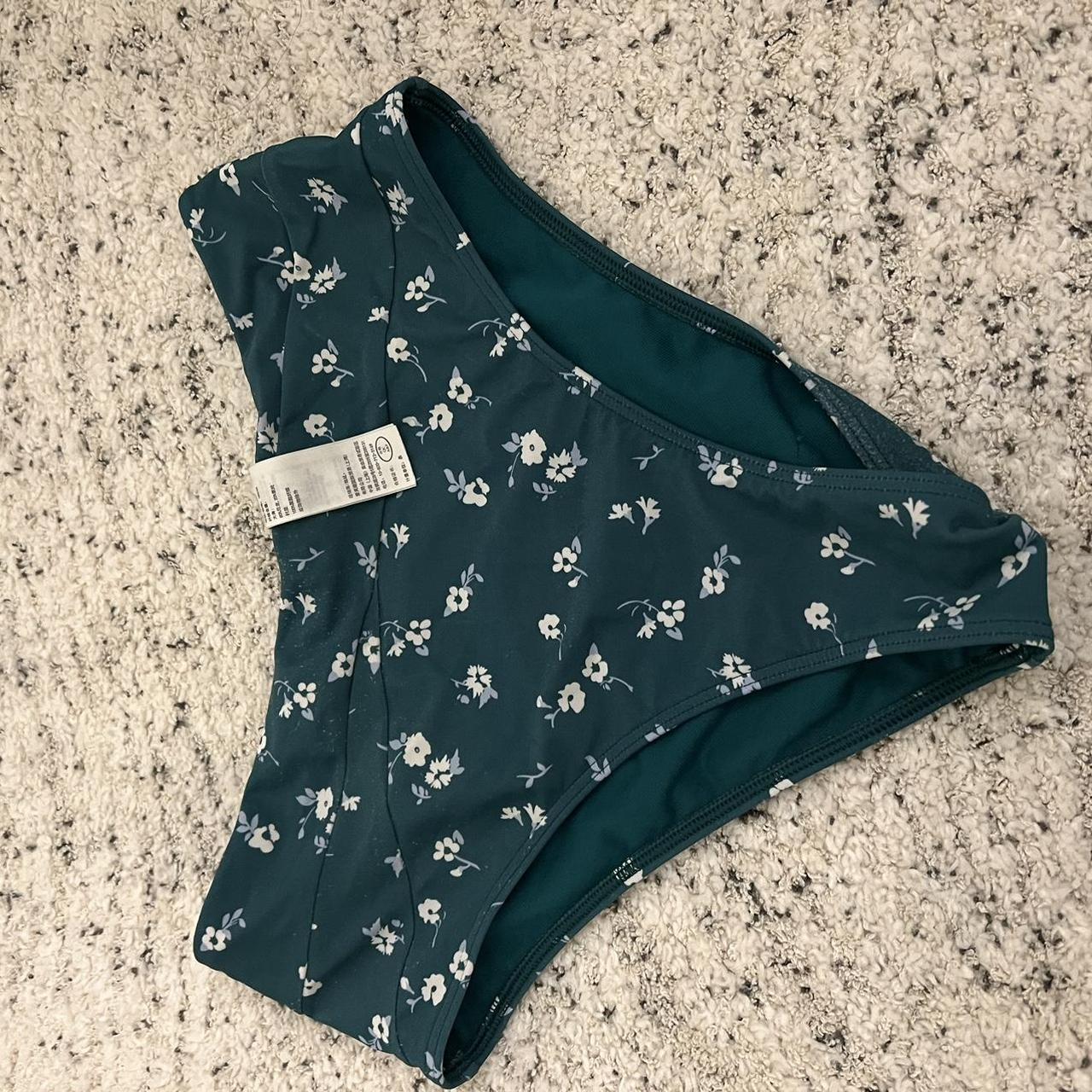 HOLLISTER high green floral bikini