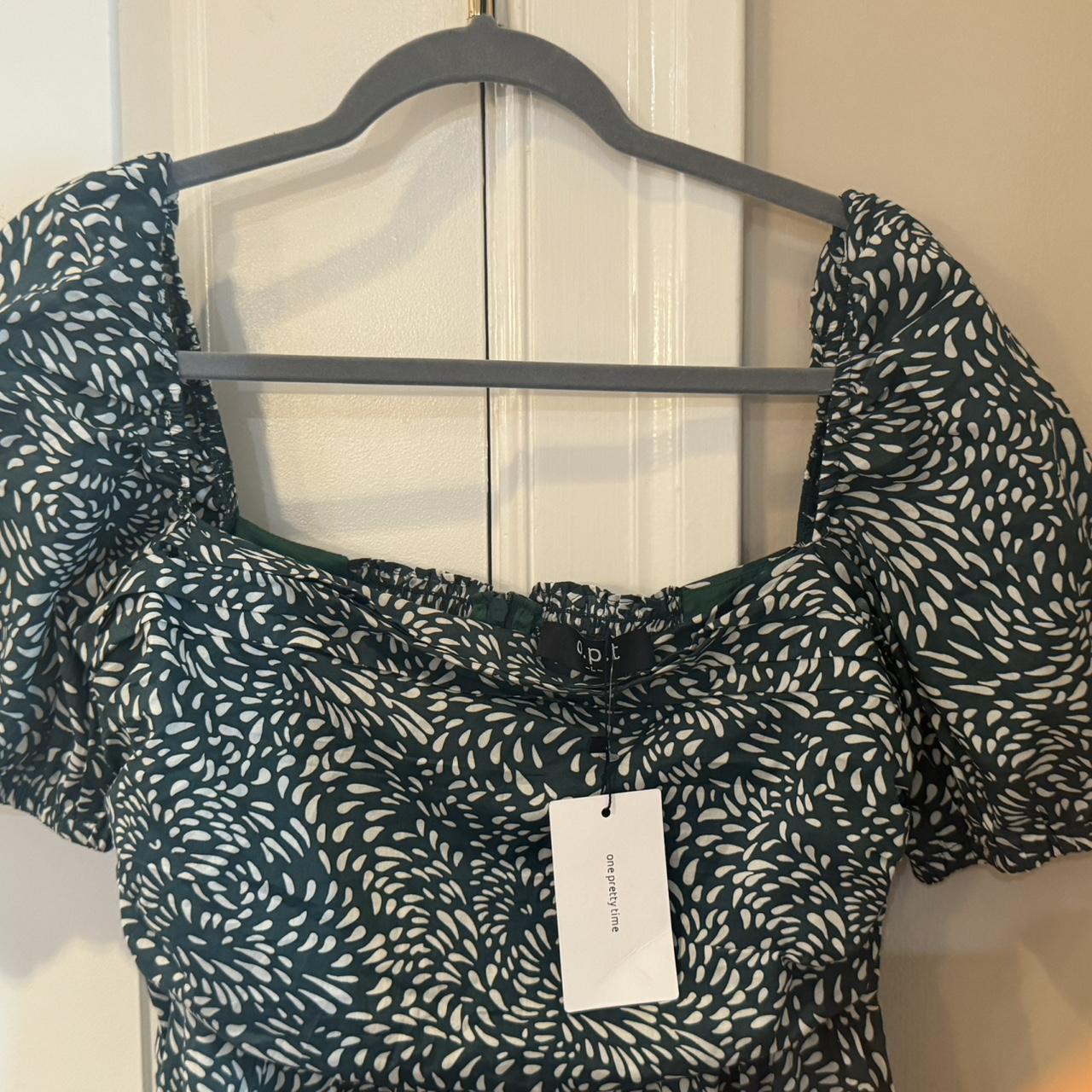 NWT online OPT Floral Print Top