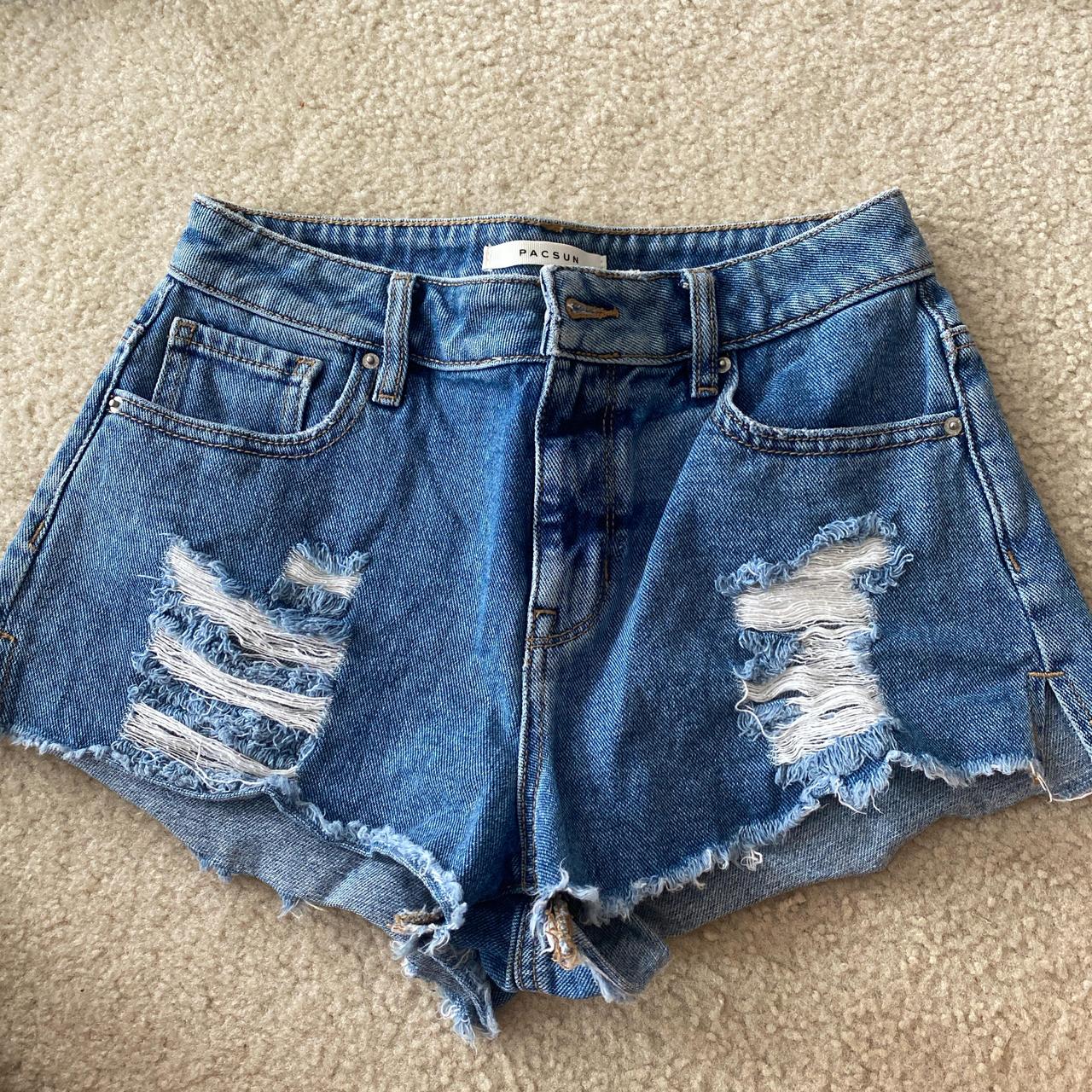 item listed by emilymonti2504