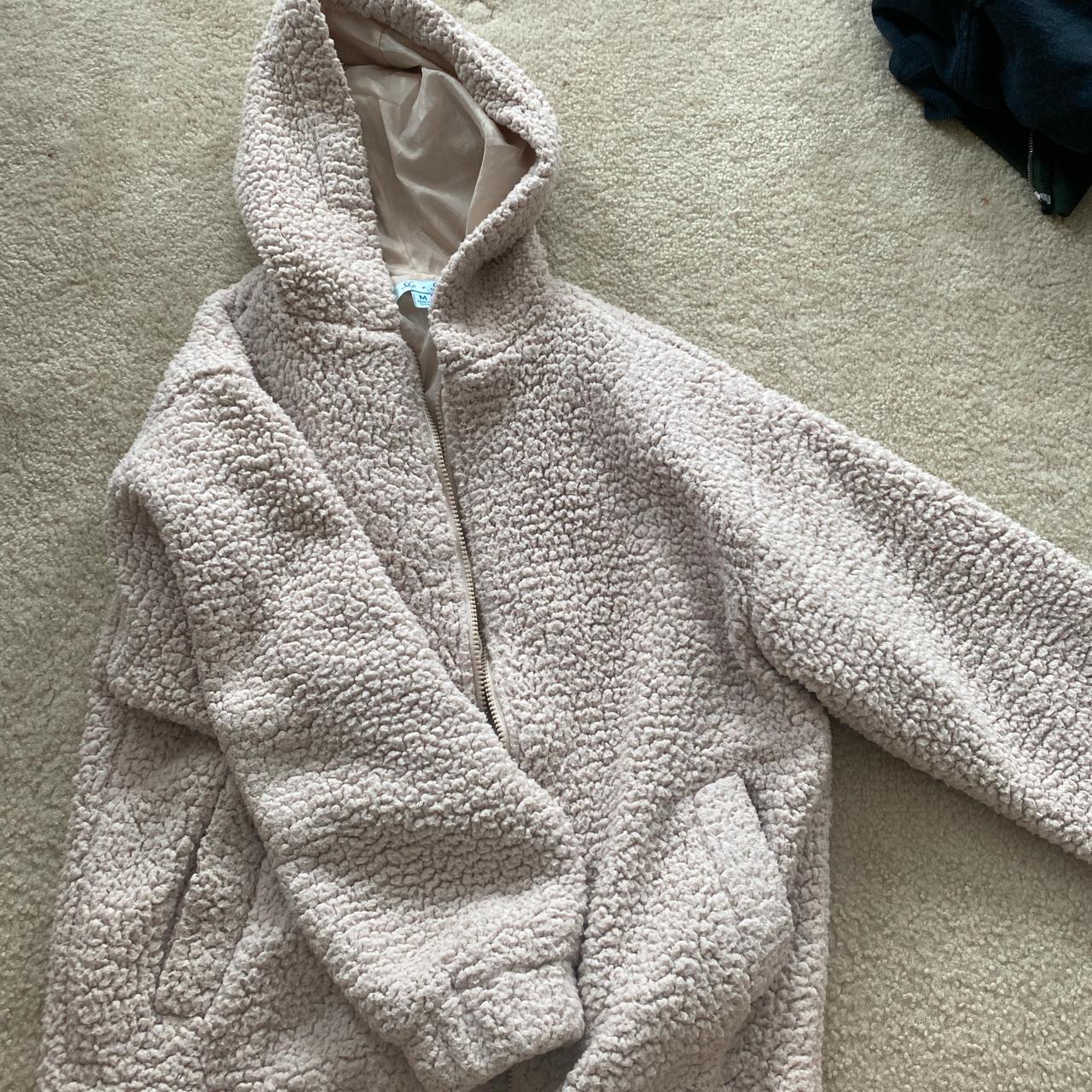 item listed by emilymonti2504
