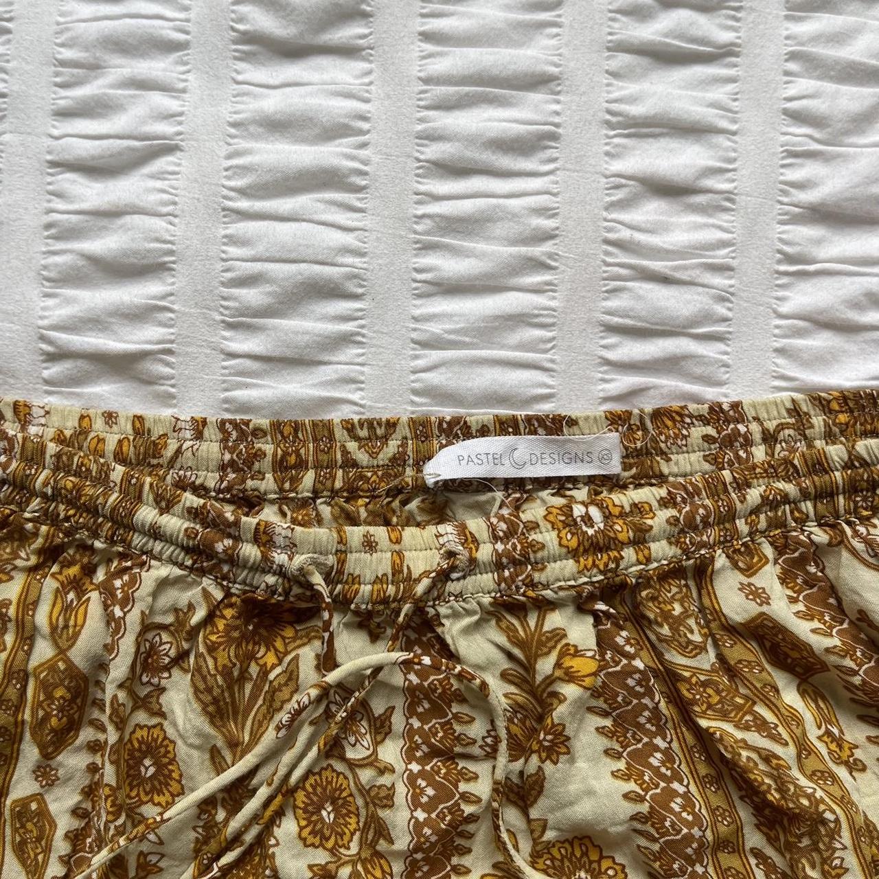 Old PASTEL DESIGNS BYRON BAY (now pastel) Depop