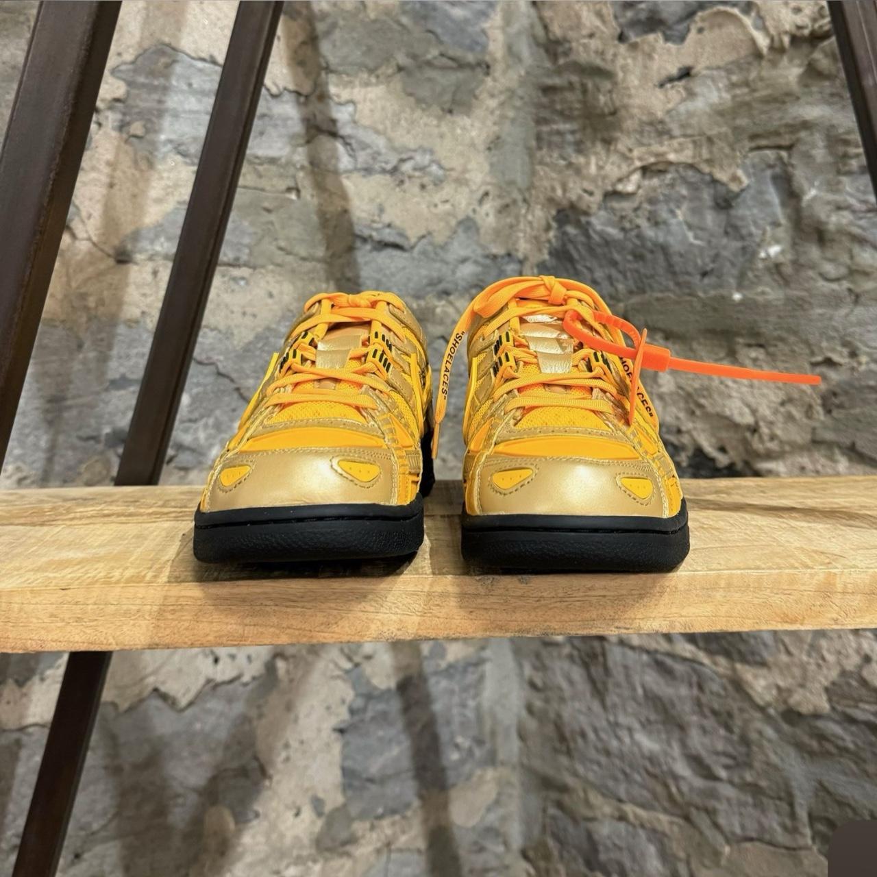 university gold off white