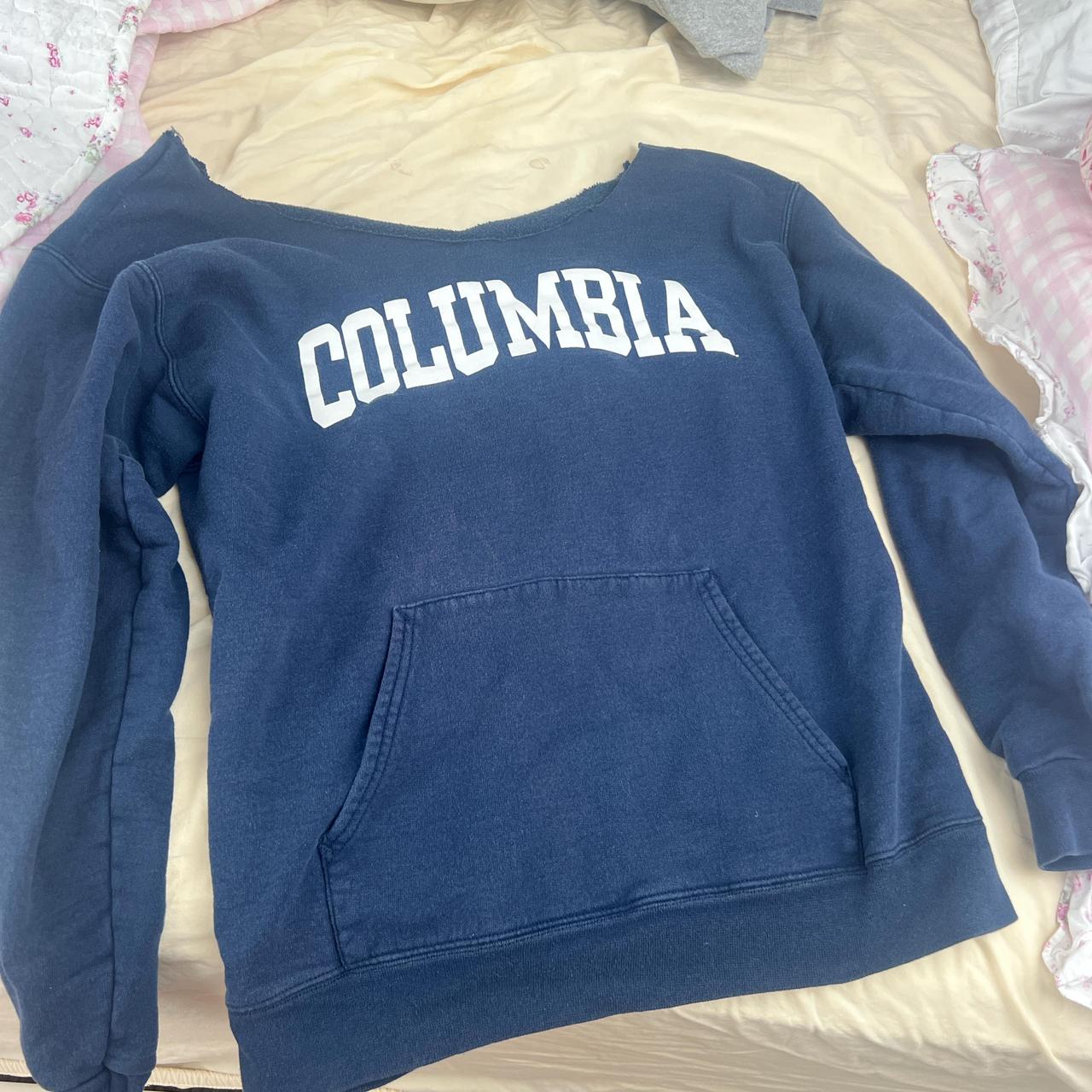 Columbia sweatshirt neckline cut