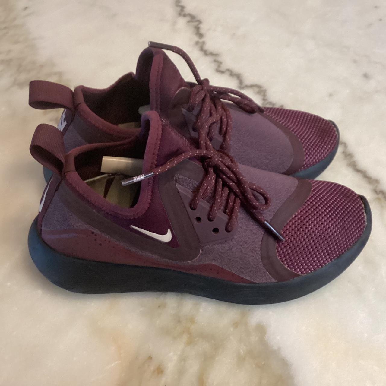 maroon nikes womens