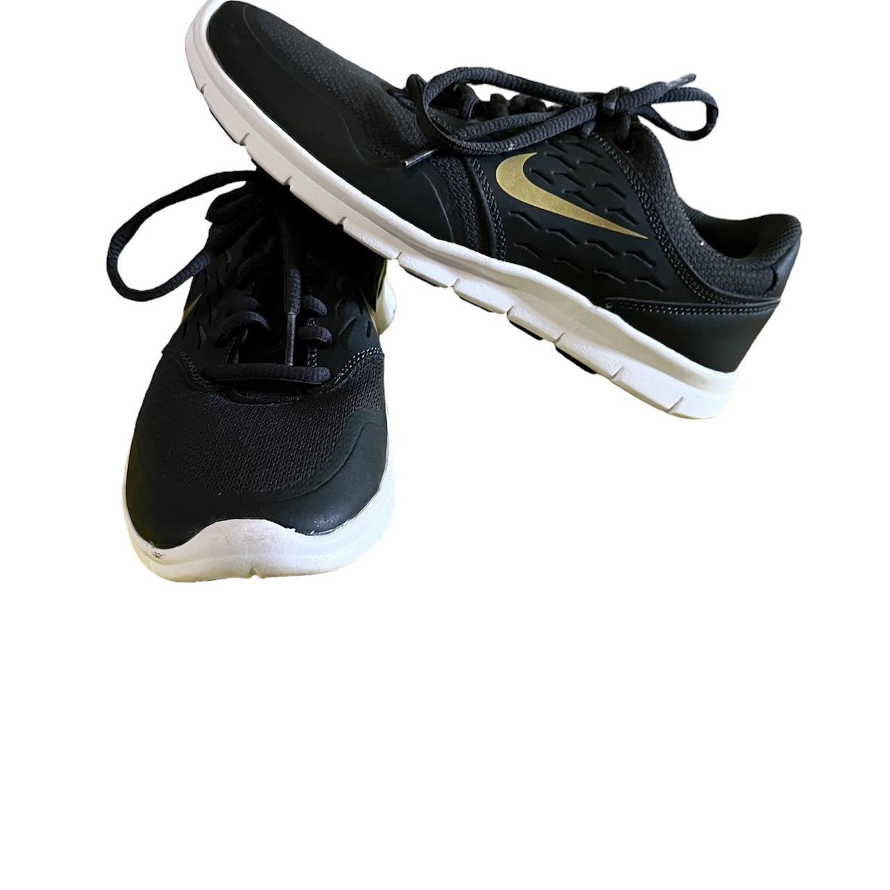 Nike Orive Women s 7 677136 071 Dark Gray Gold