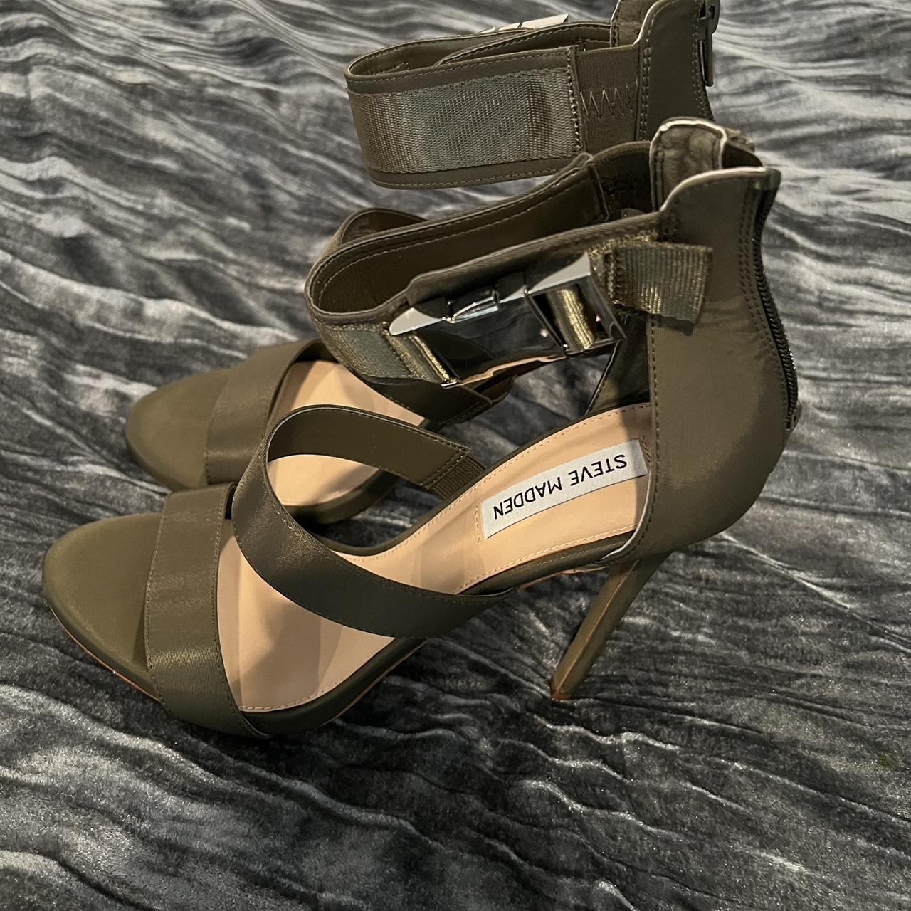 Steve madden olive green heels on sale