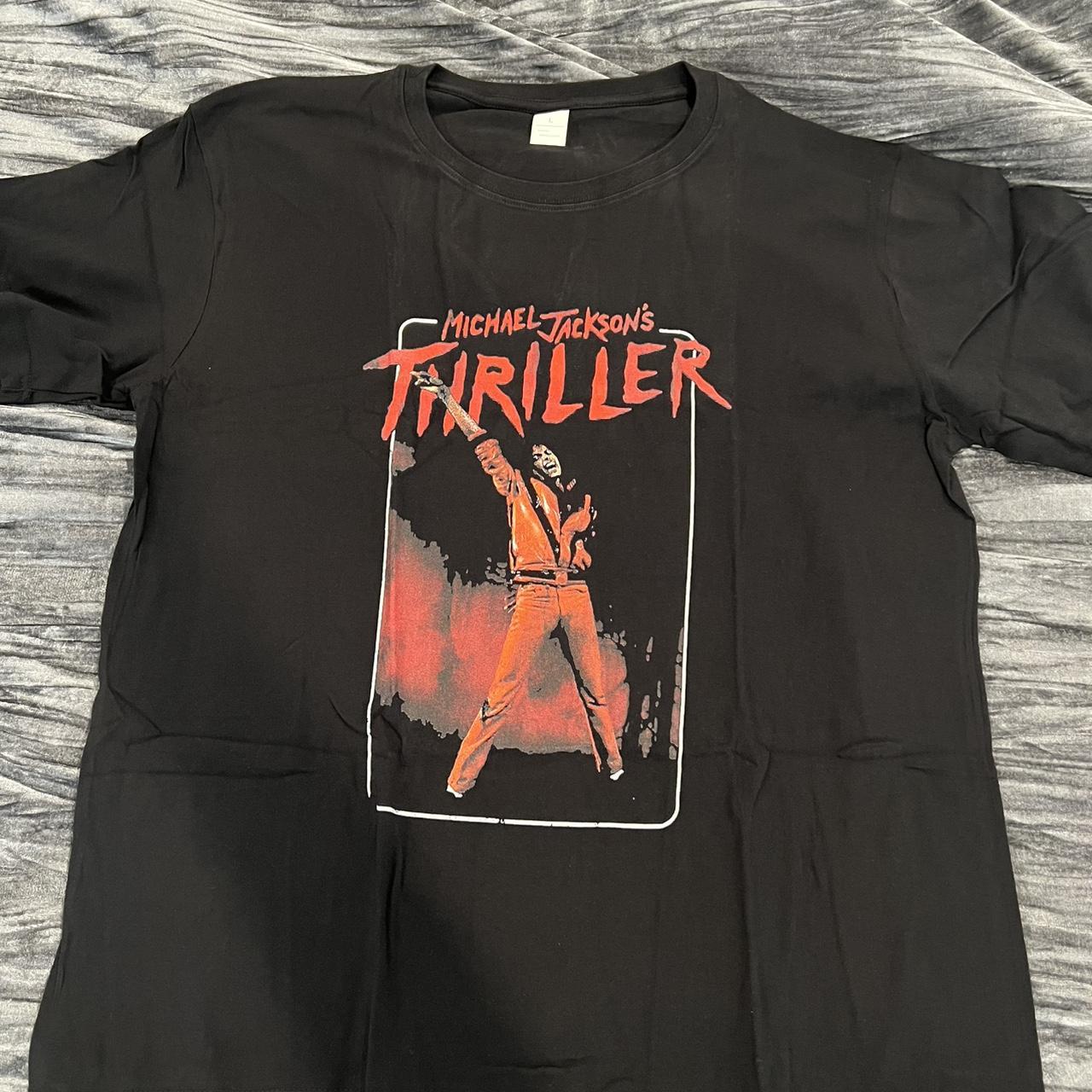 item listed by mood_vibez