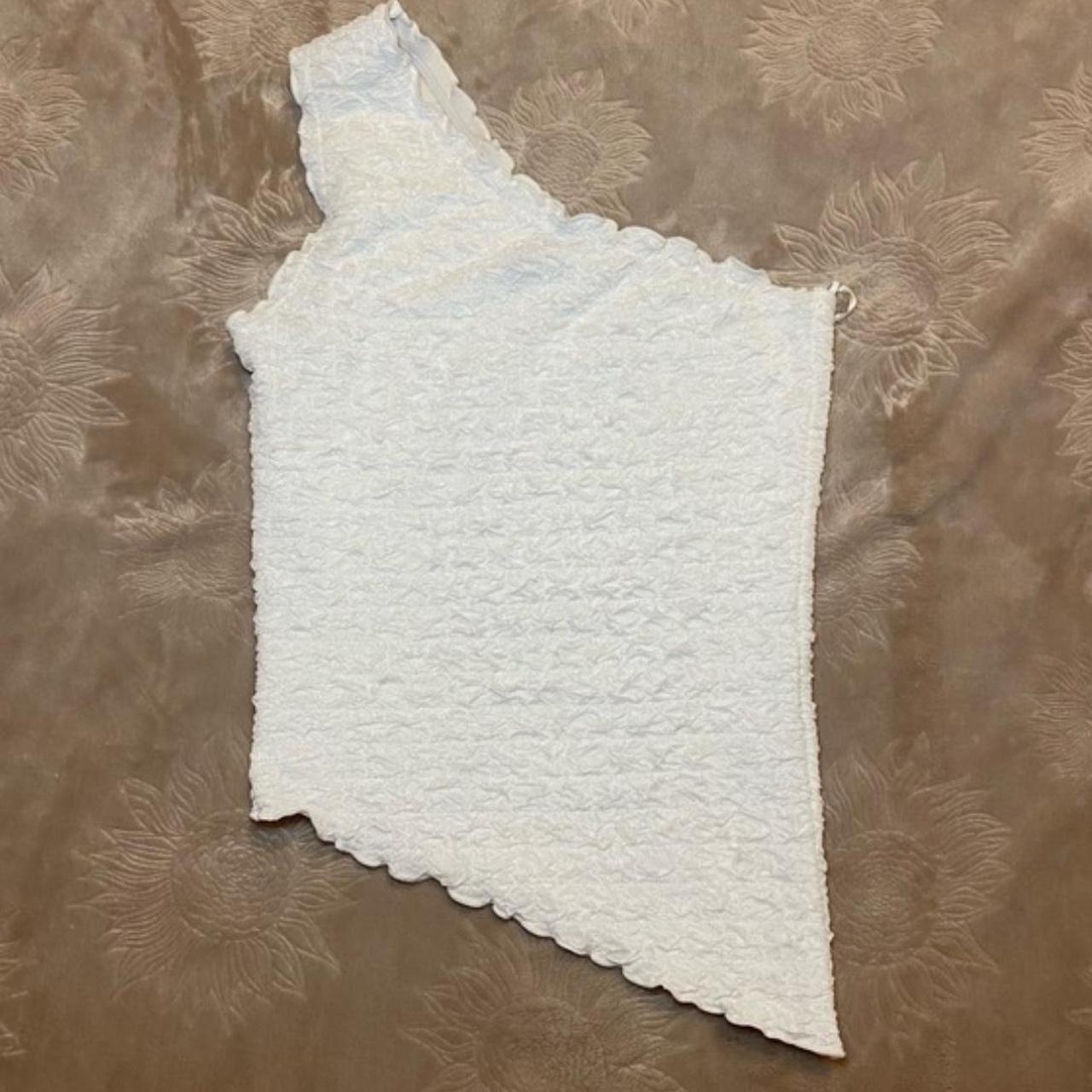 item listed by leahlaeuger