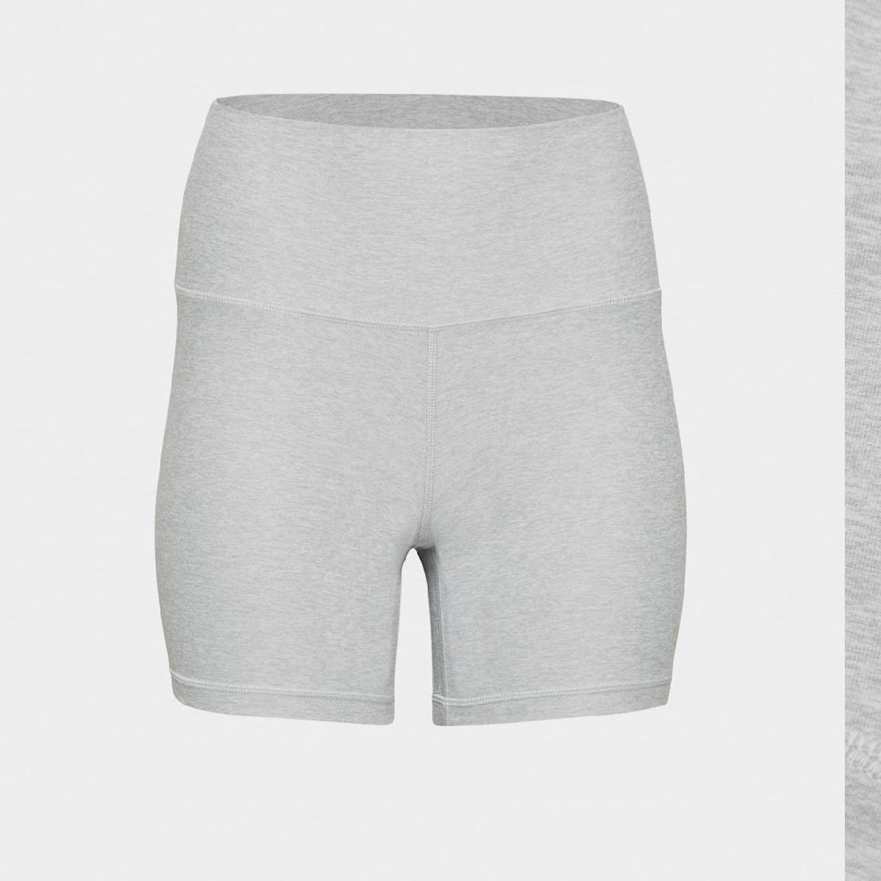 item listed by leahlaeuger