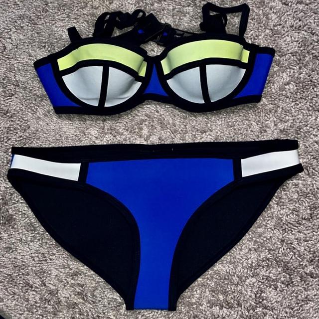 TRIANGL BIKINI makes small boobies look BOMB Very - Depop