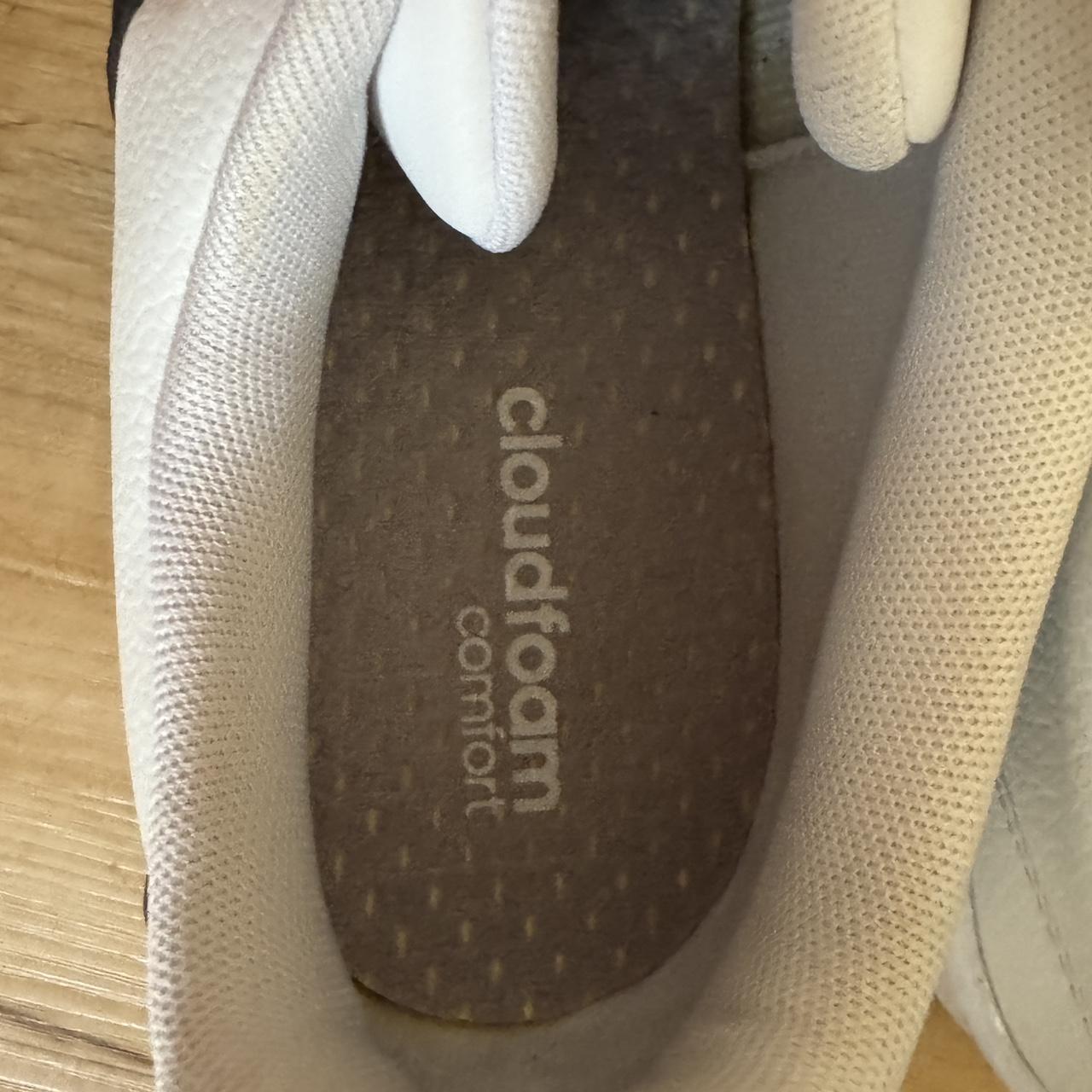 women’s adidas shoes excellent condition barely used... Depop