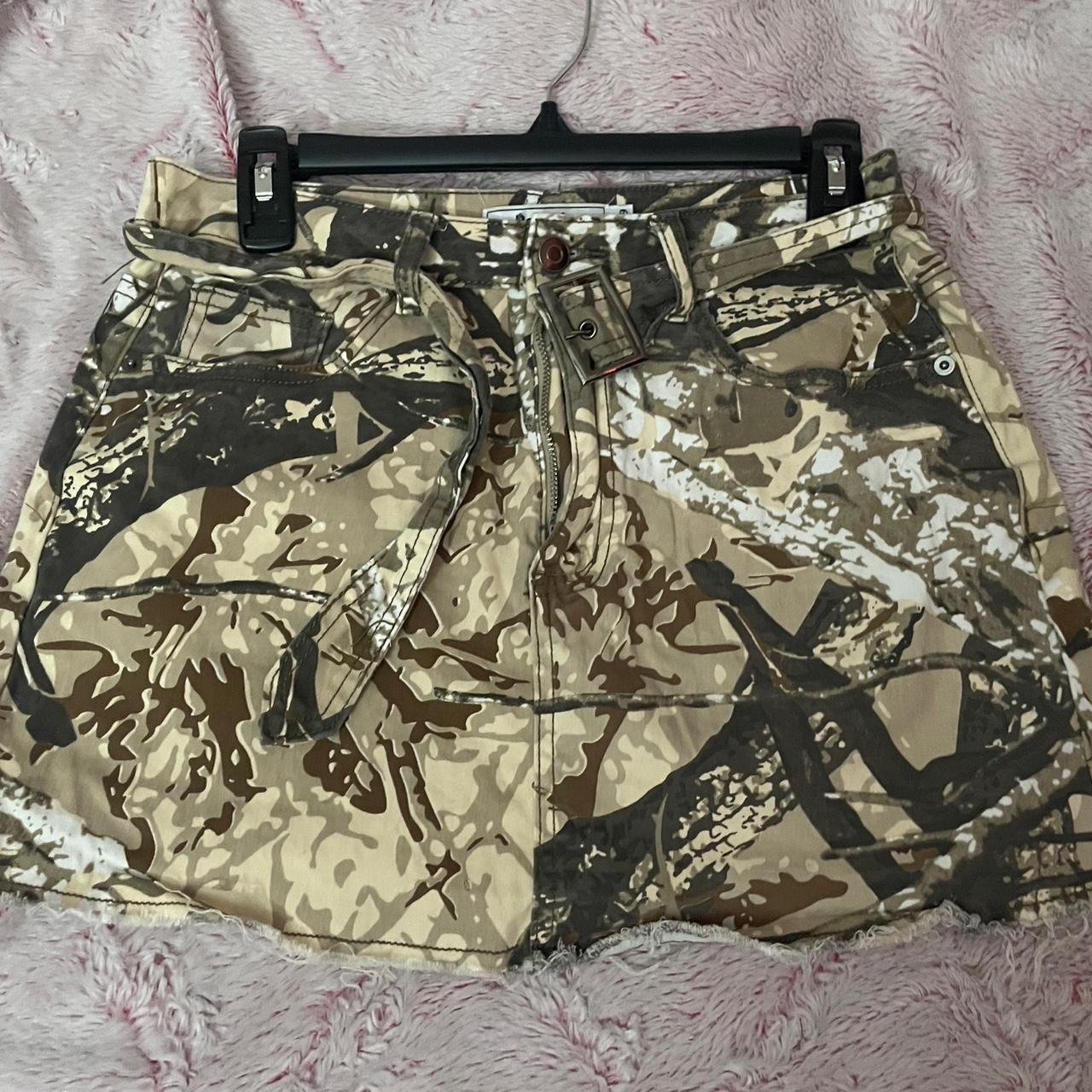 item listed by ar1zzi