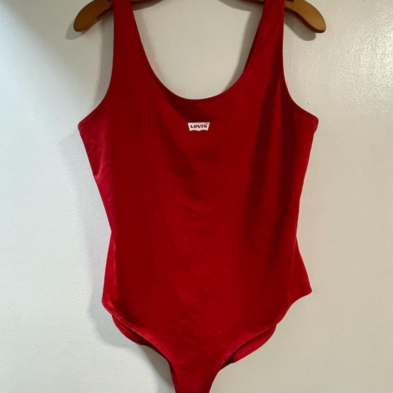 Levi s stores XL red