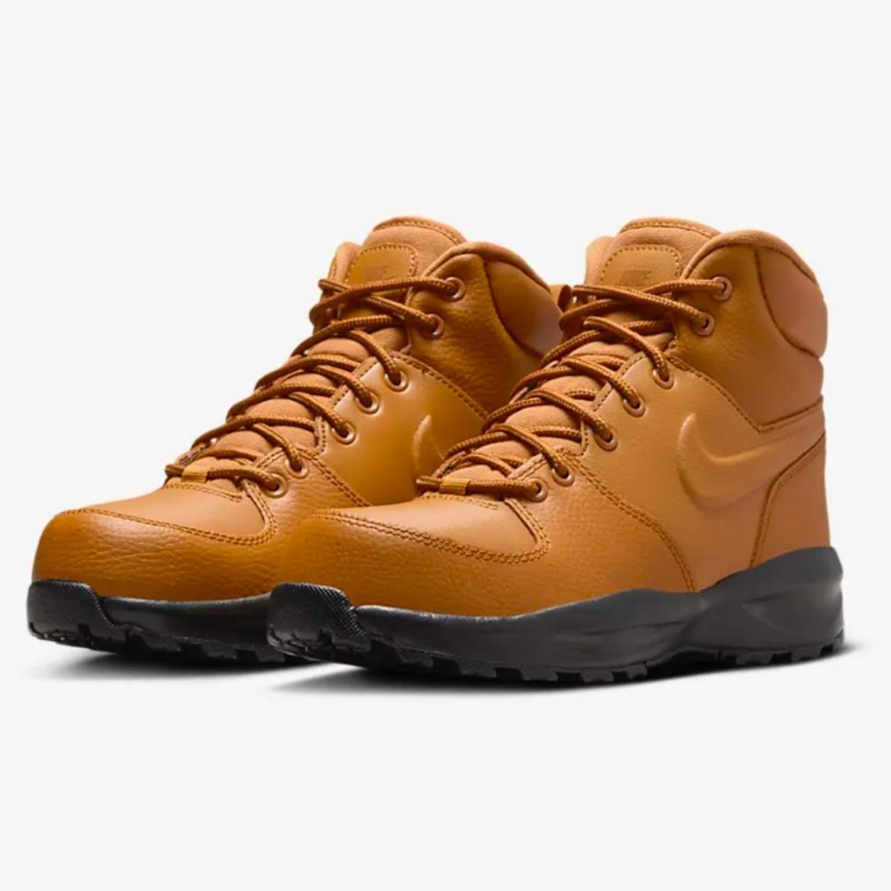 nike manoa boots tan
