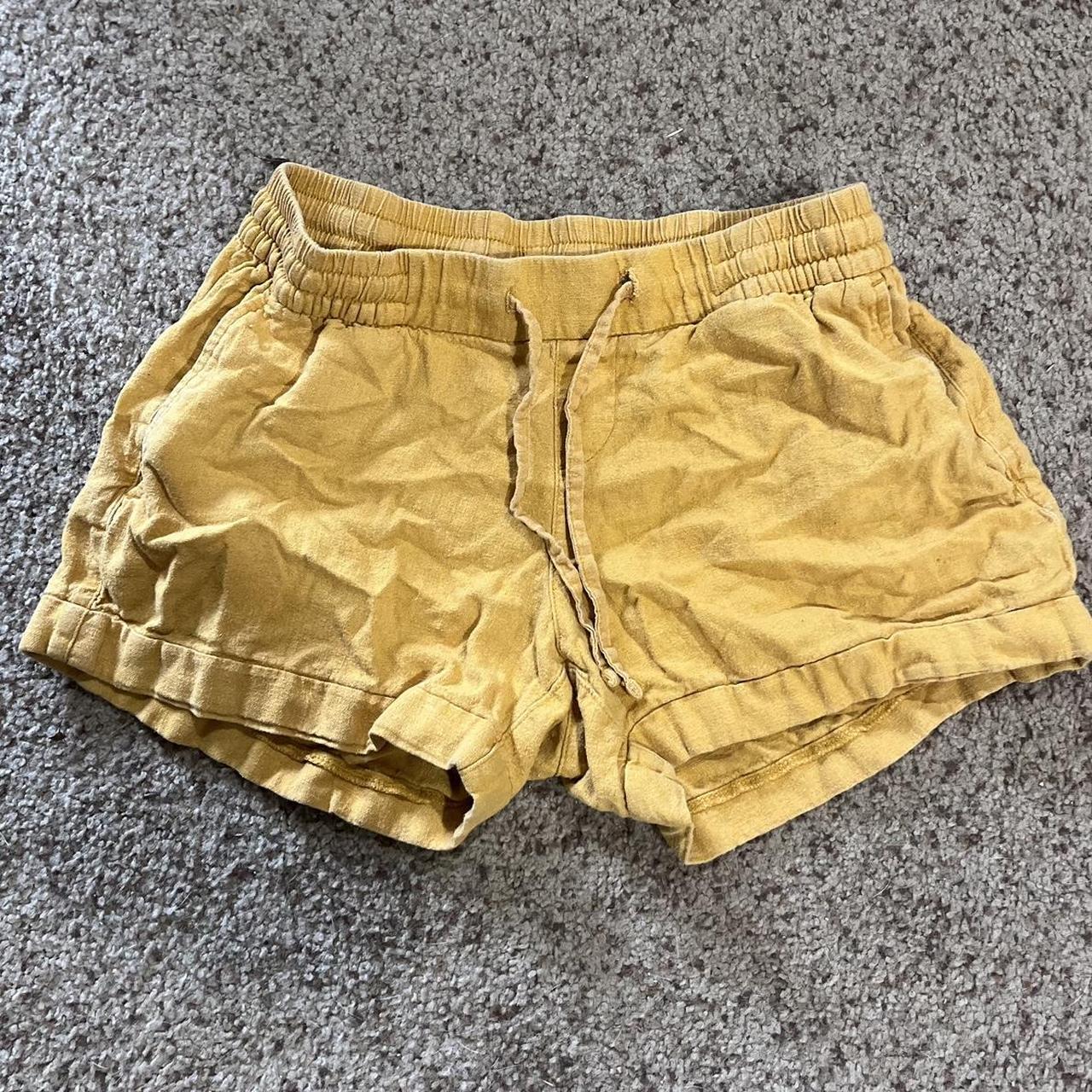 Old Navy mustard yellow shorts perfect for summer Depop