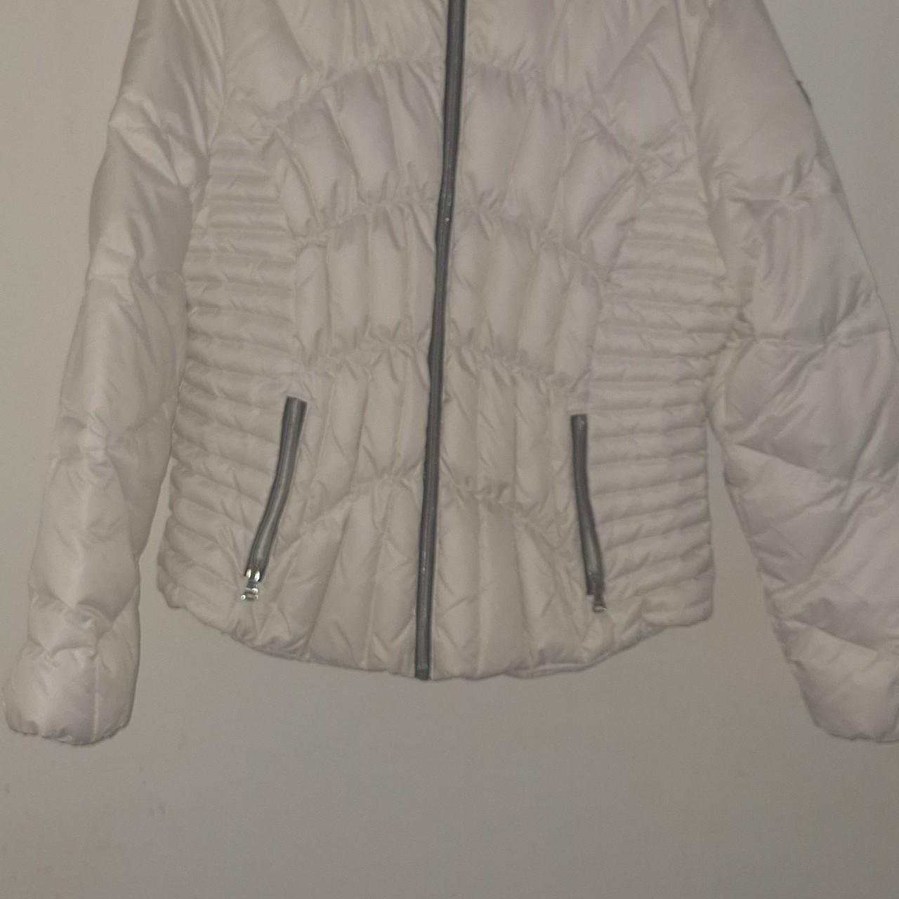 item listed by kelsbargains