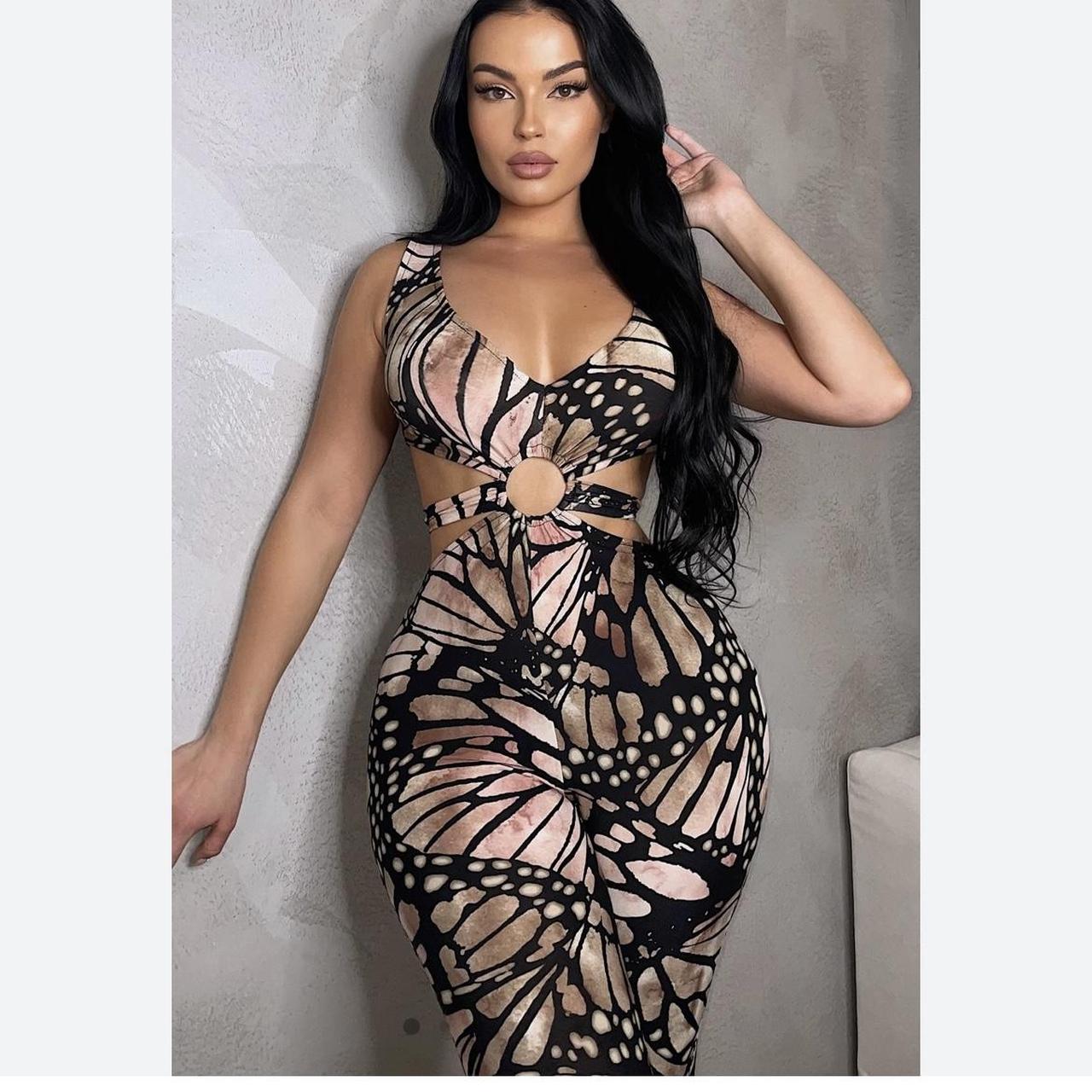 Perfect for a nightout Fashion Nova curve Butterfly