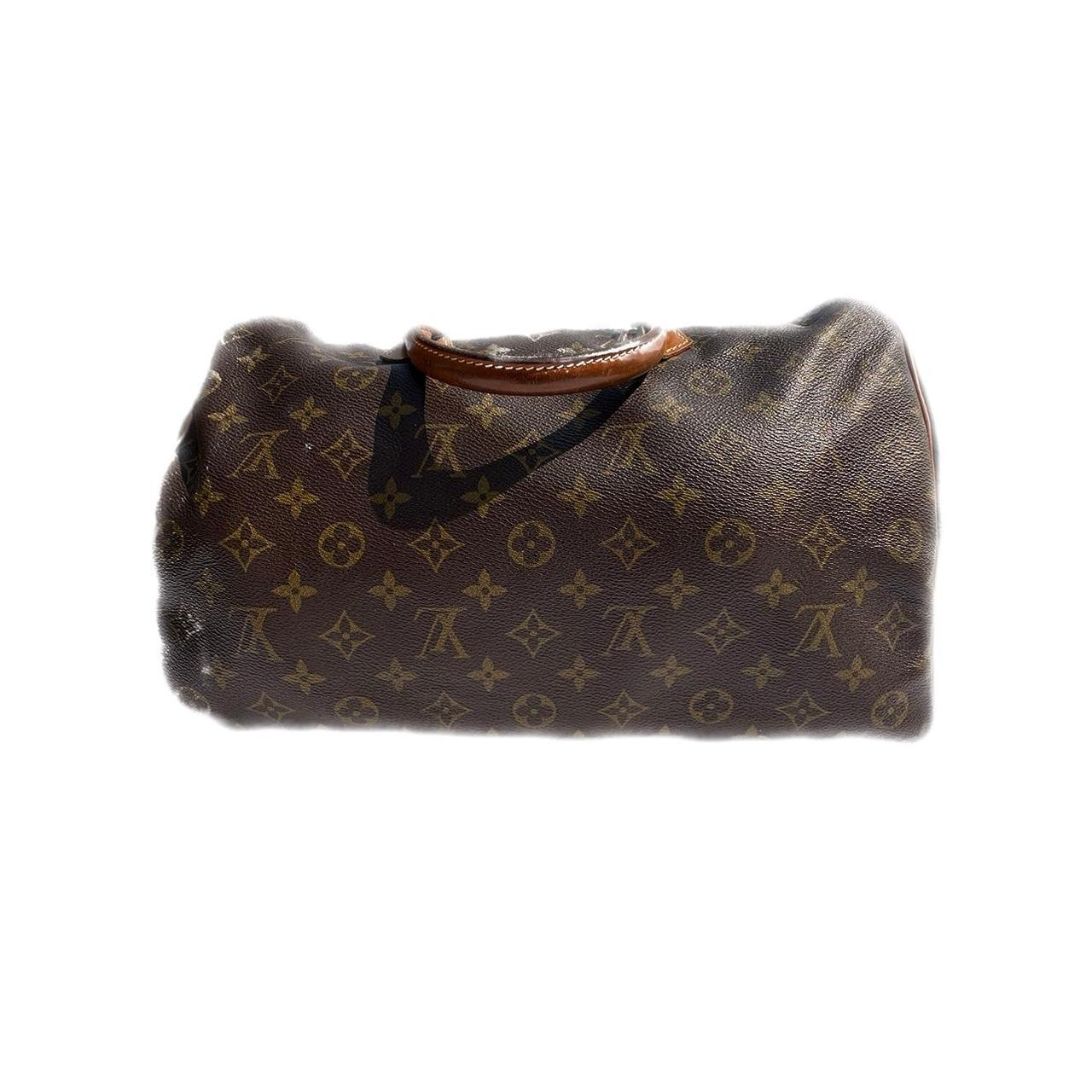 Vintage Louis Vuitton Speedy 35 in Monogram Leather | Depop Vintage Louis Vuitton Speedy 35 in Monogram Leather | Depop