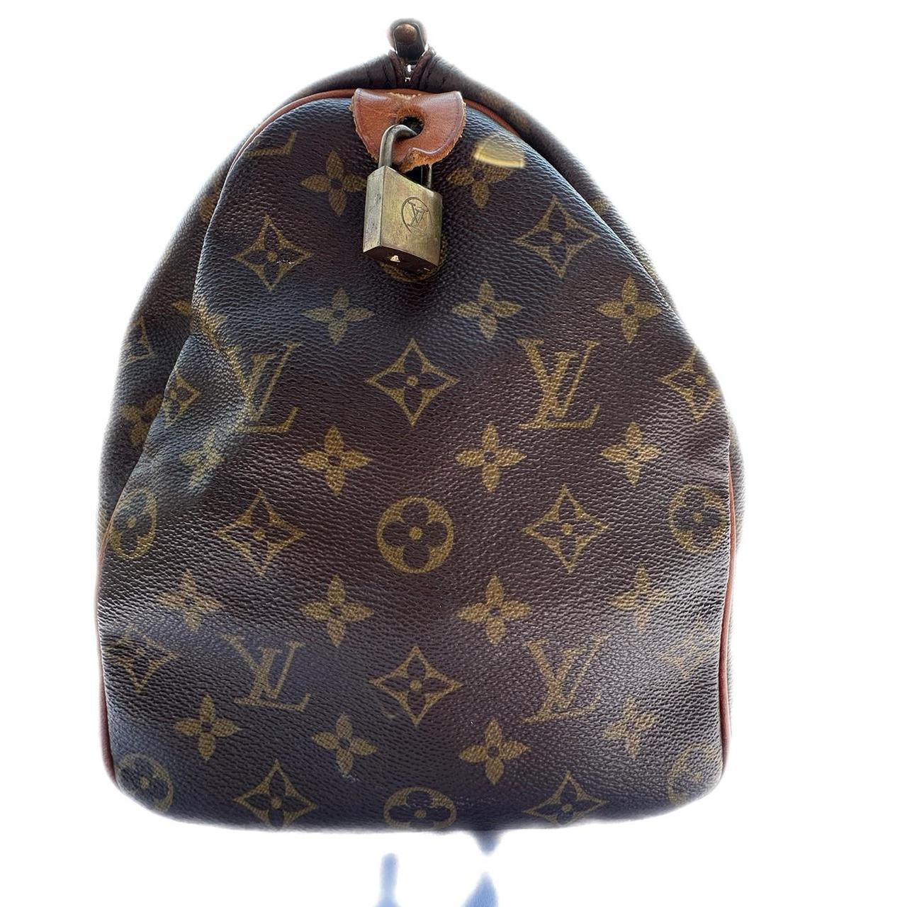 Vintage Louis Vuitton Speedy 35 in Monogram Leather | Depop Vintage Louis Vuitton Speedy 35 in Monogram Leather | Depop