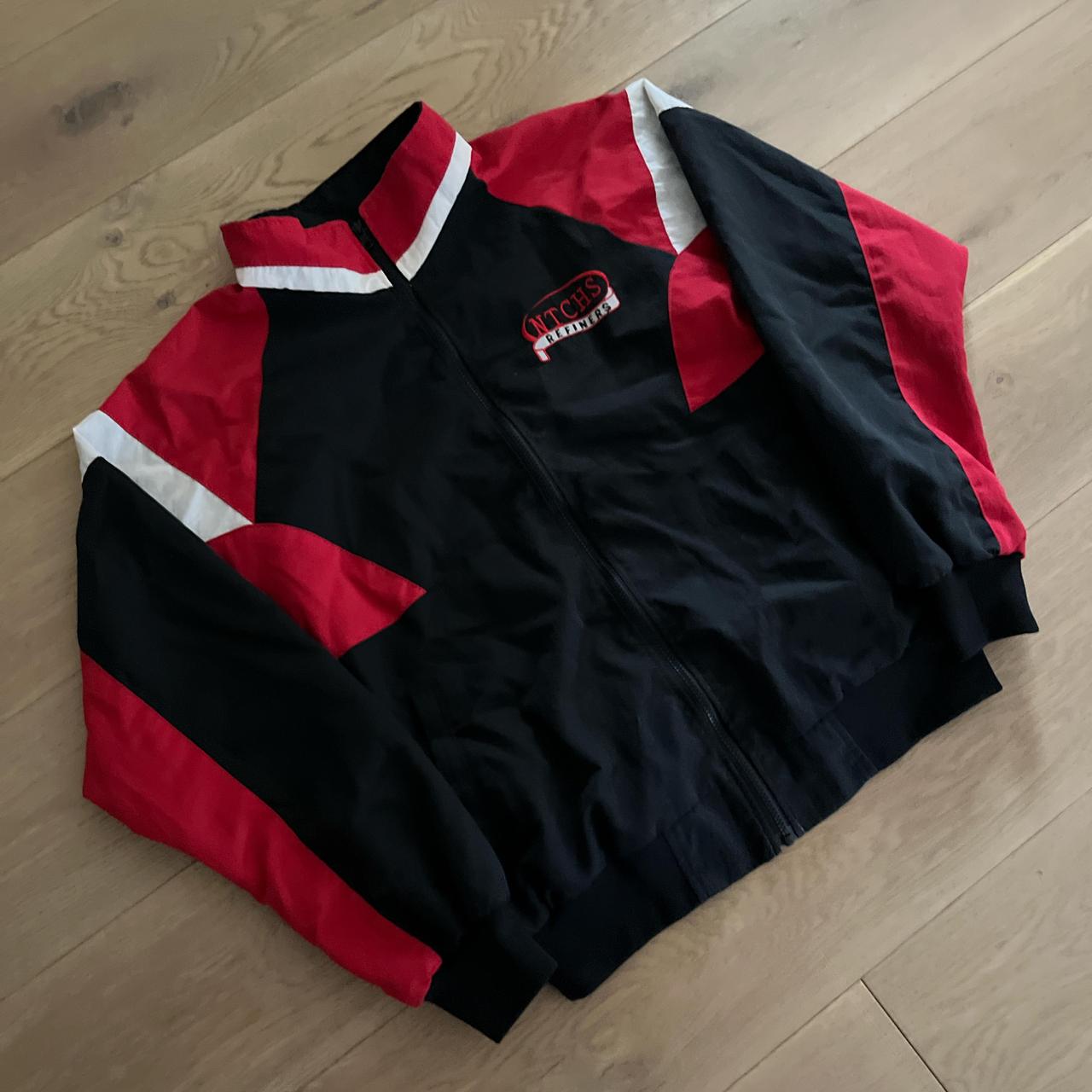 item listed by _thrifthood_