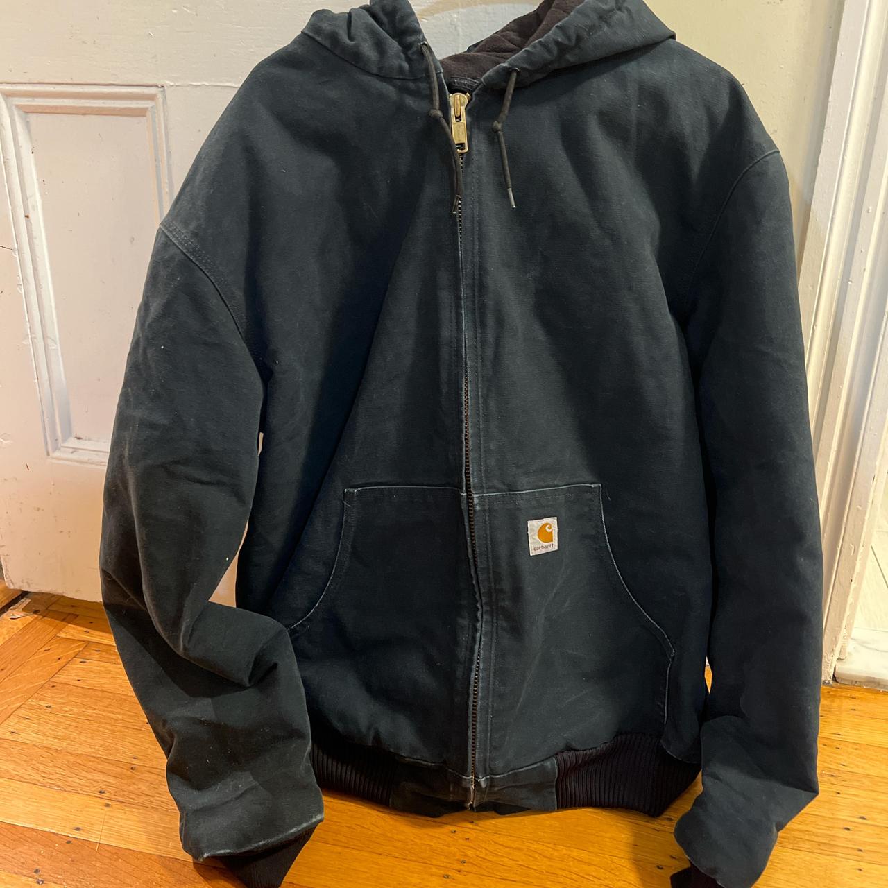 Carhartt J140 BLK vintage jacket XL size for winter. Depop