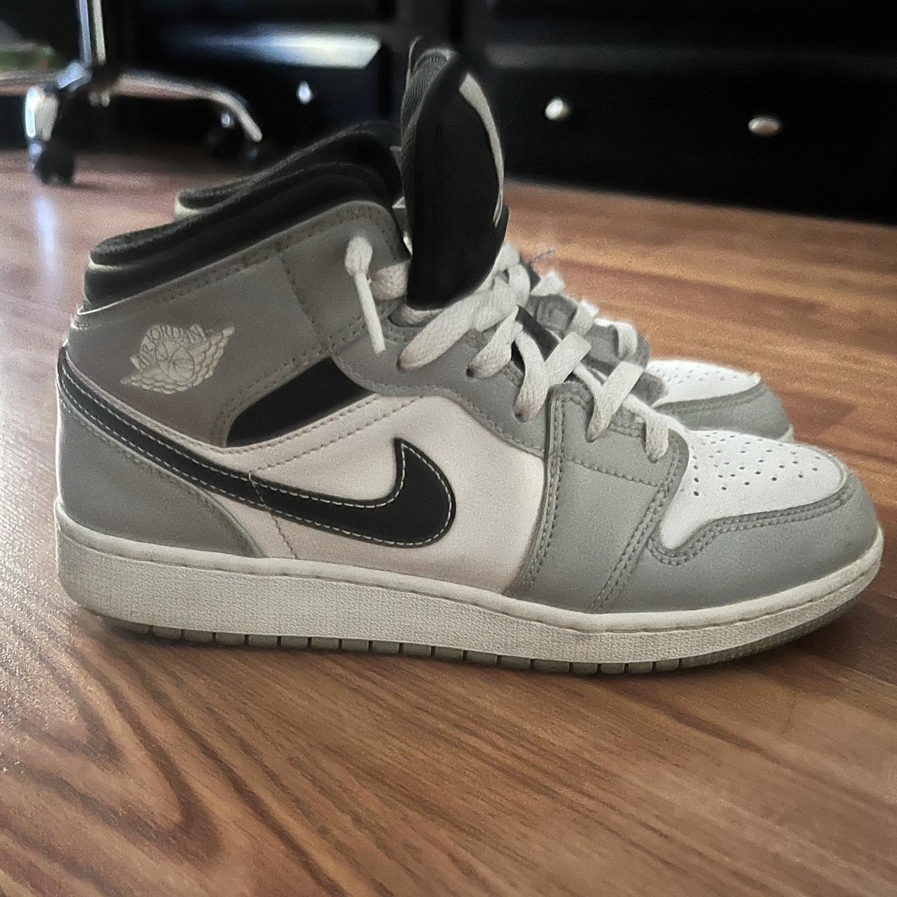 air jordan 1 mid used