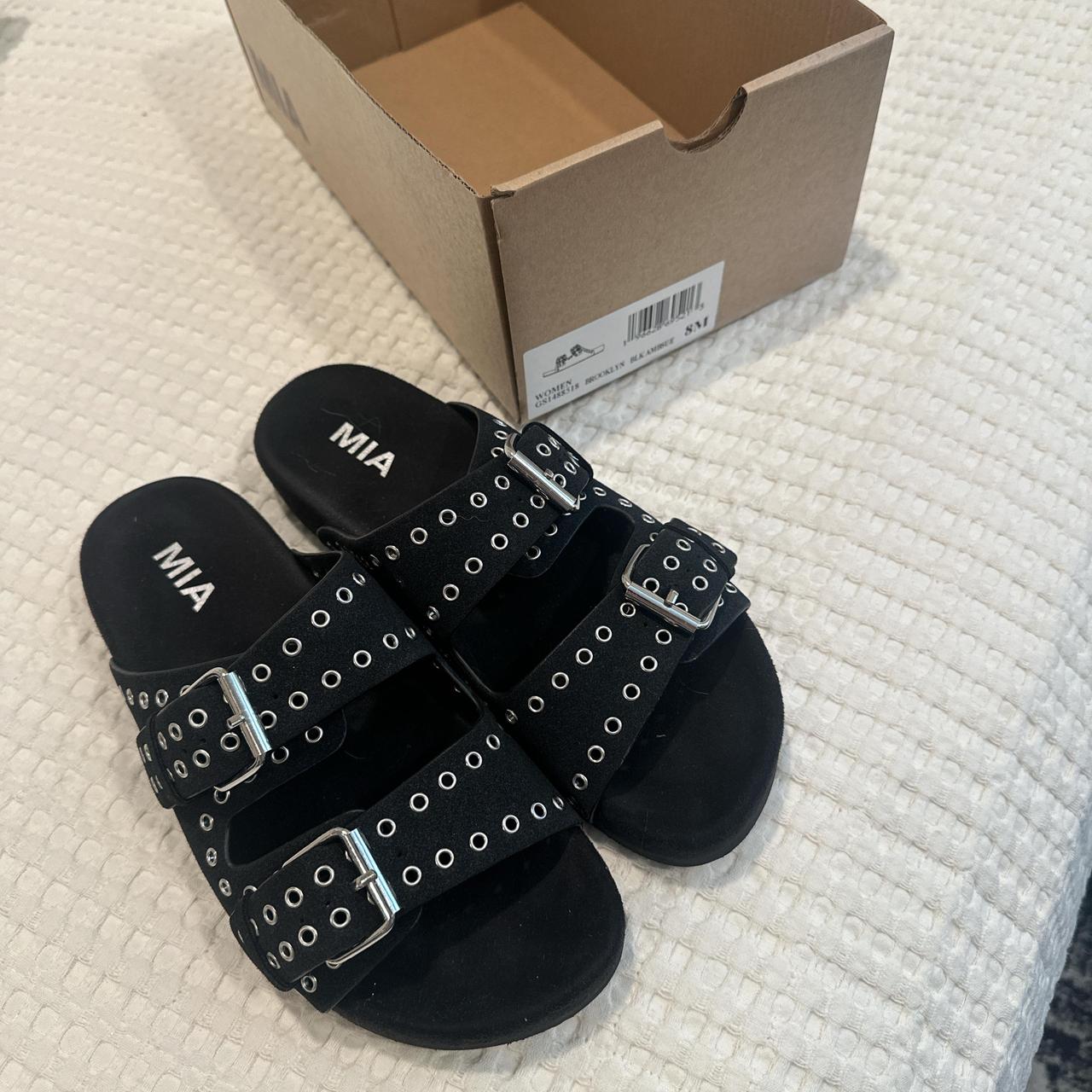 Mia Sandals Amazon MIA Women's Kenzy Platform Slide Sandals