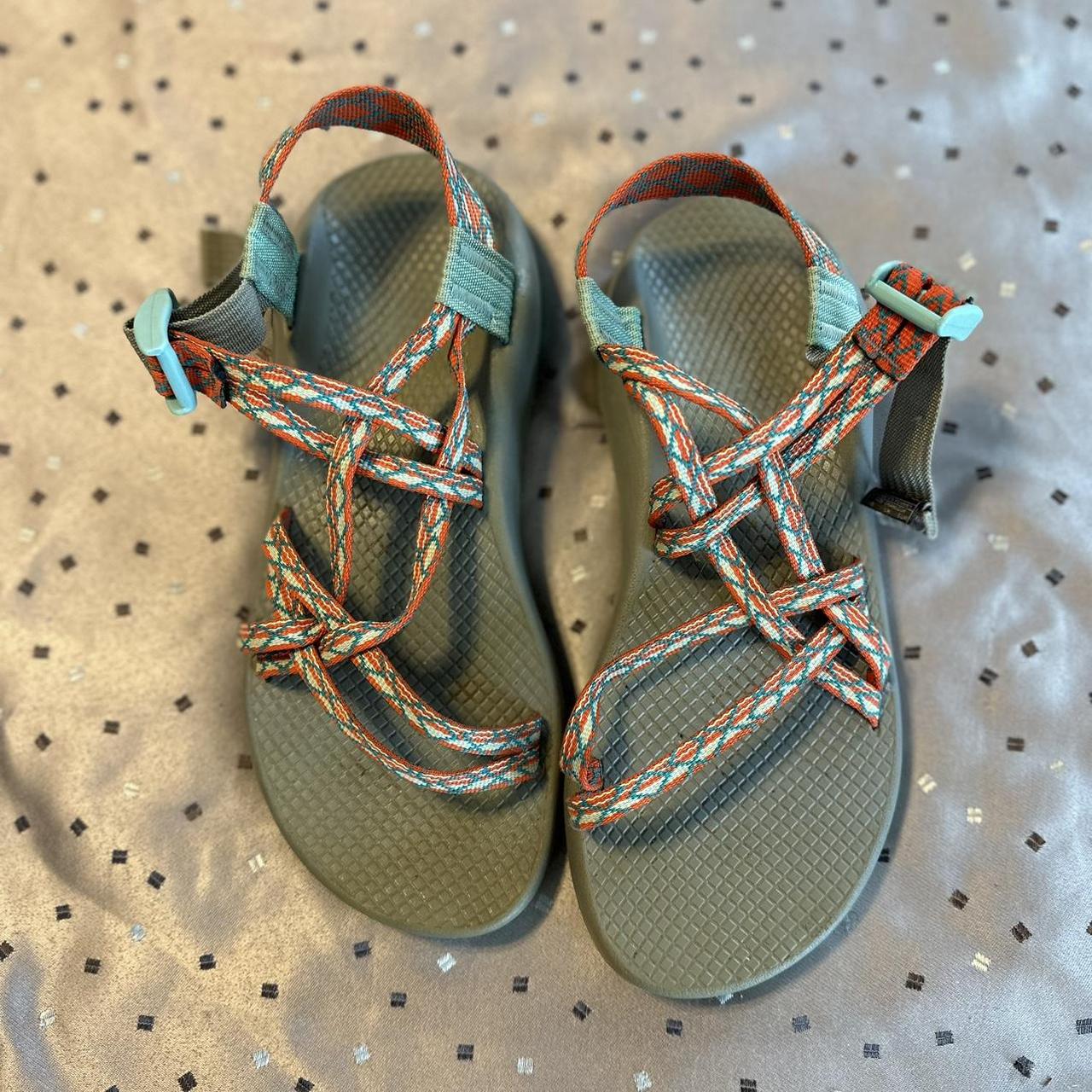 Nice green orange cross strap CHACO brand hiking. Depop